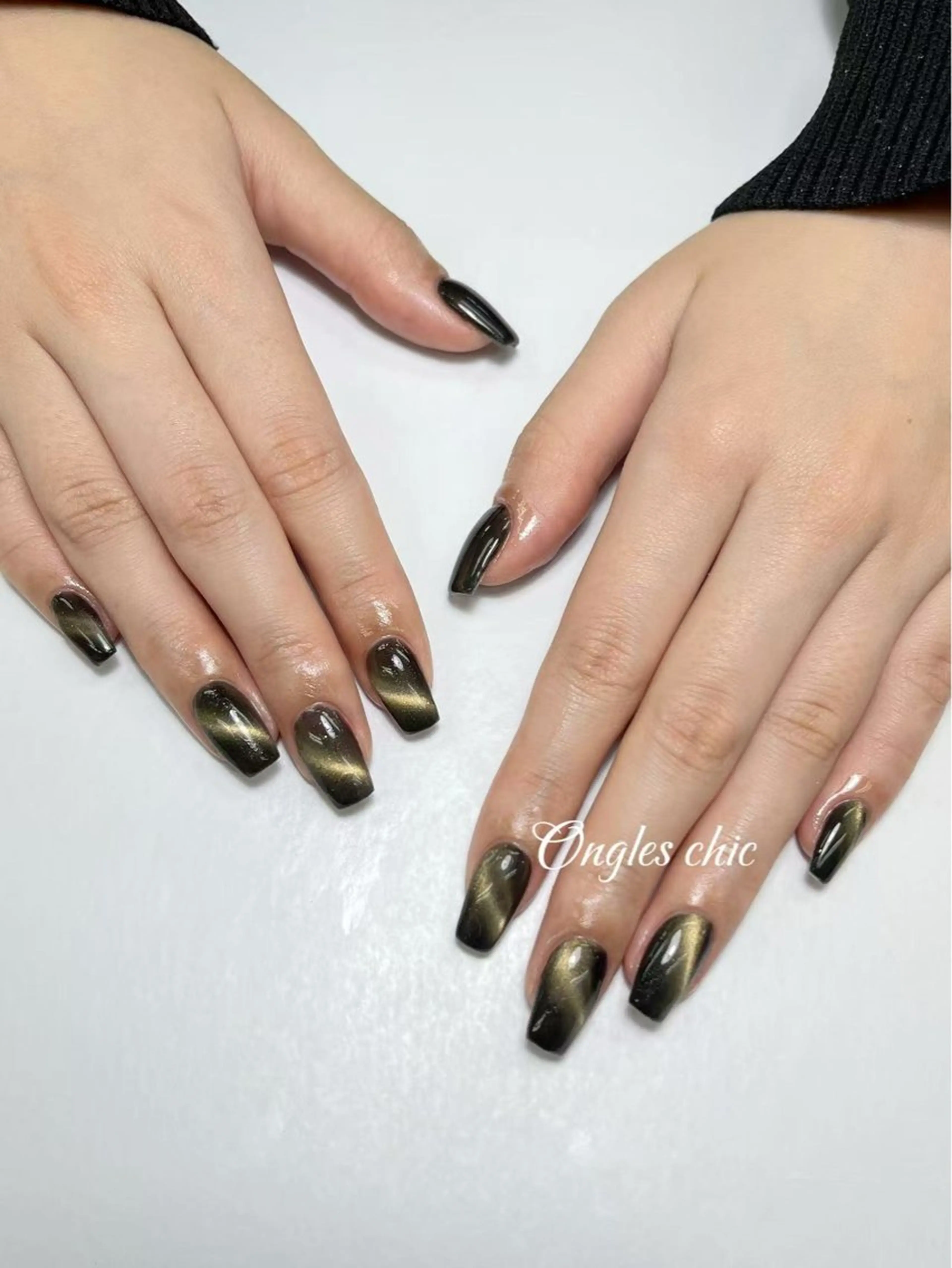 ネイル ハンドネイル ongles chicのネイルデザイン