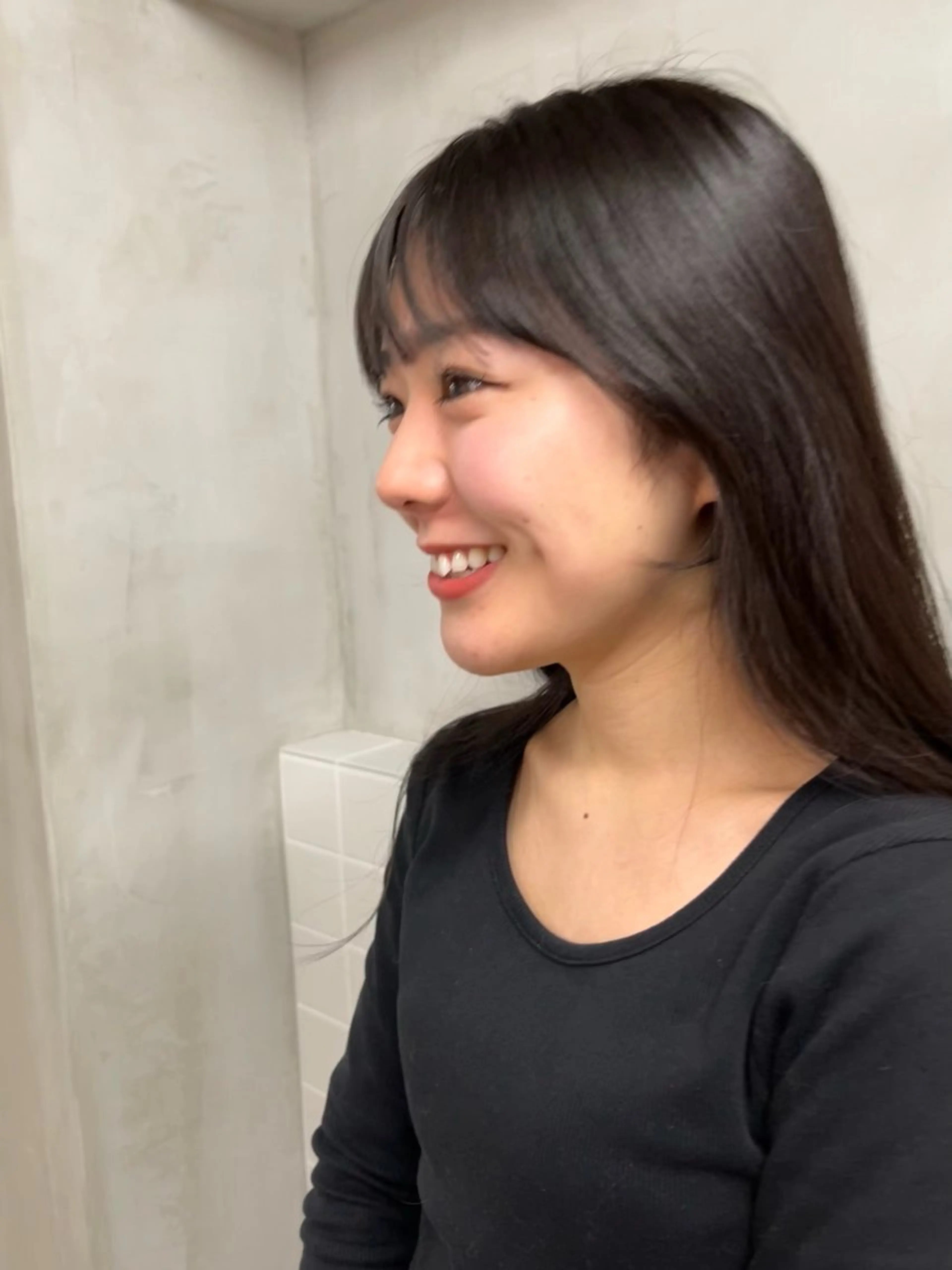 ロング 顔周りカット anon Loemのヘアスタイル