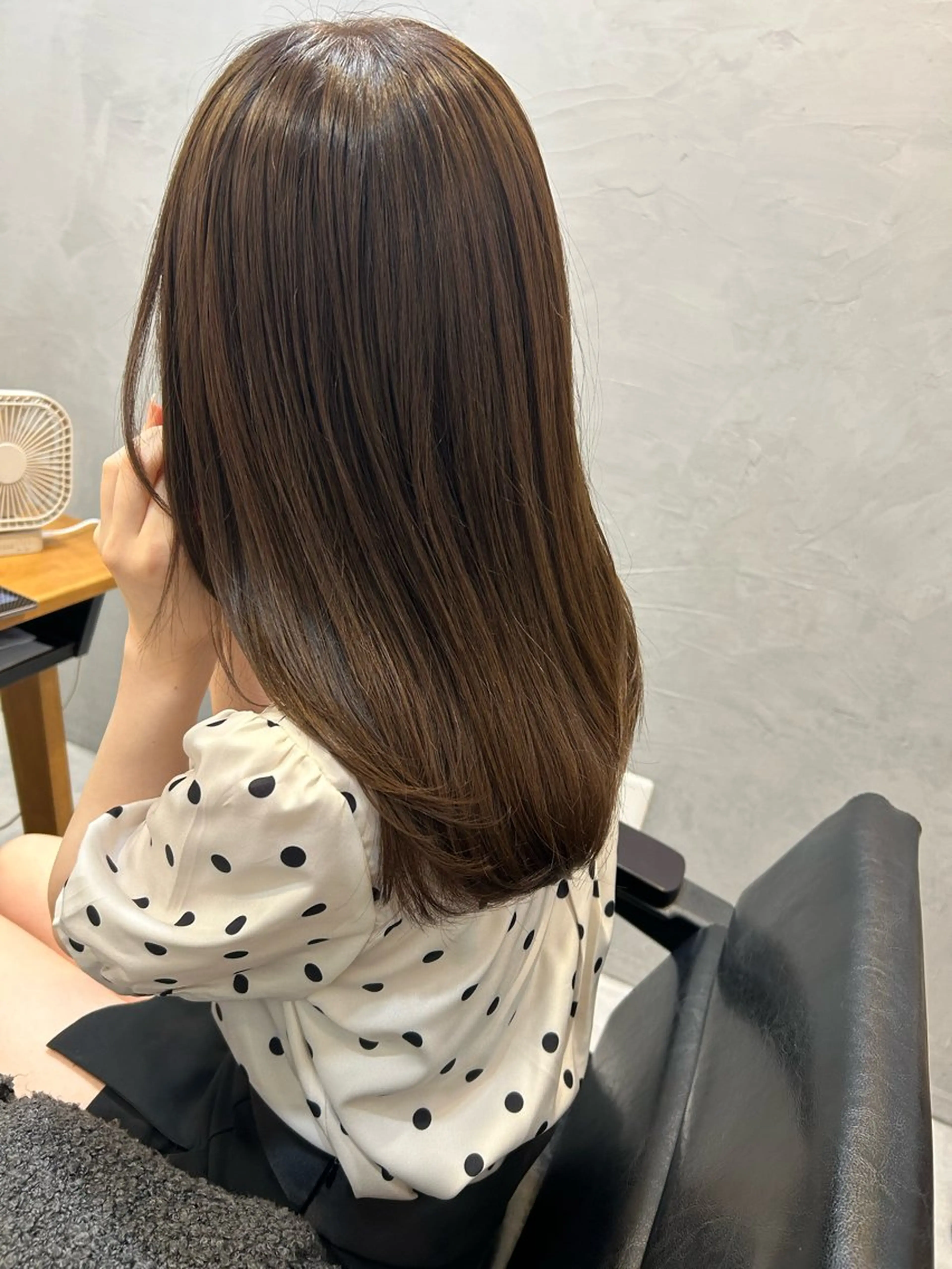 セミロング カラー 長井 美佳のヘアスタイル