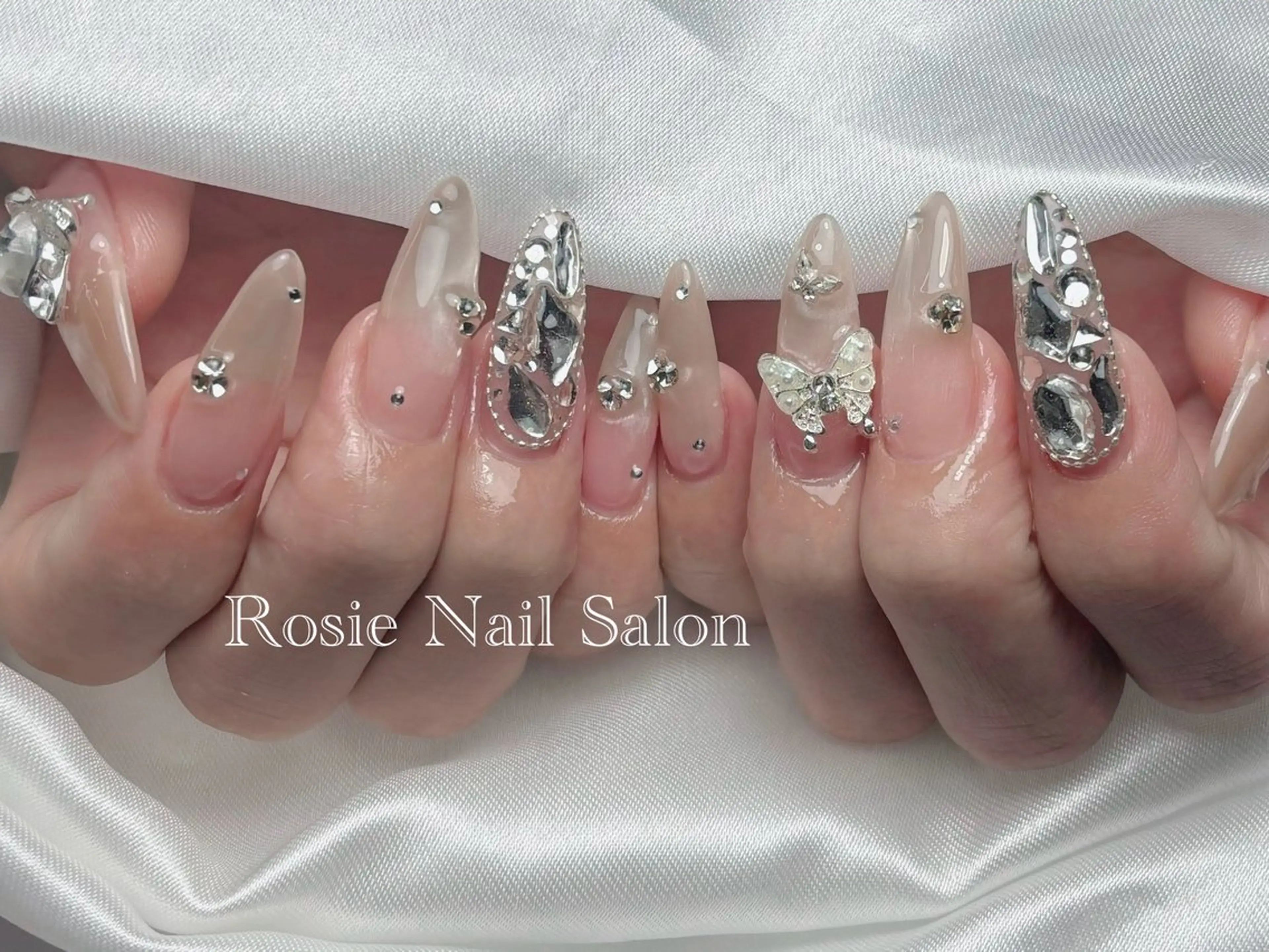 ネイル Rosie Nail サロン南越谷のネイルデザイン