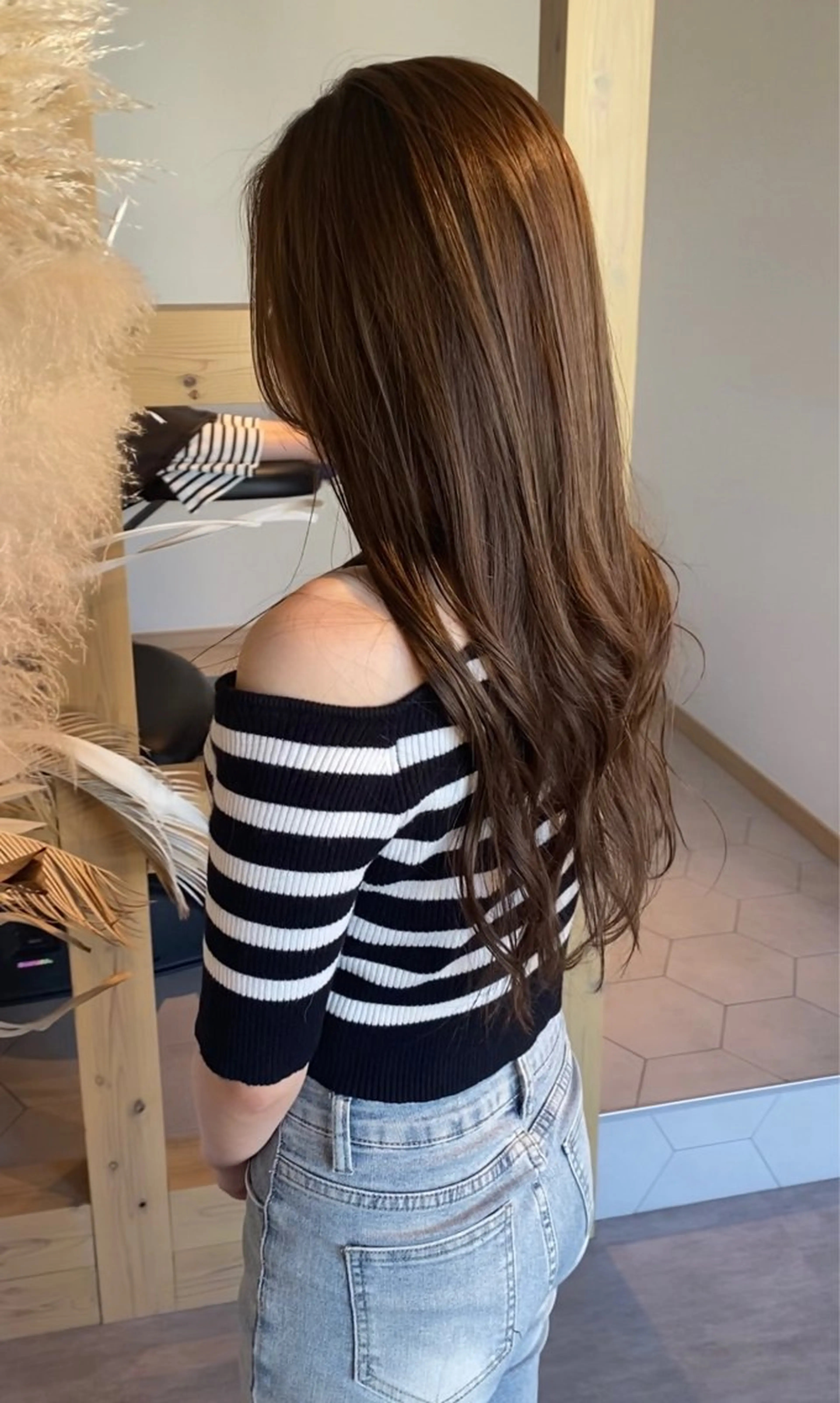 ミディアム カラー カット ヘアカラー トリートメント 内野 友貴のヘアスタイル