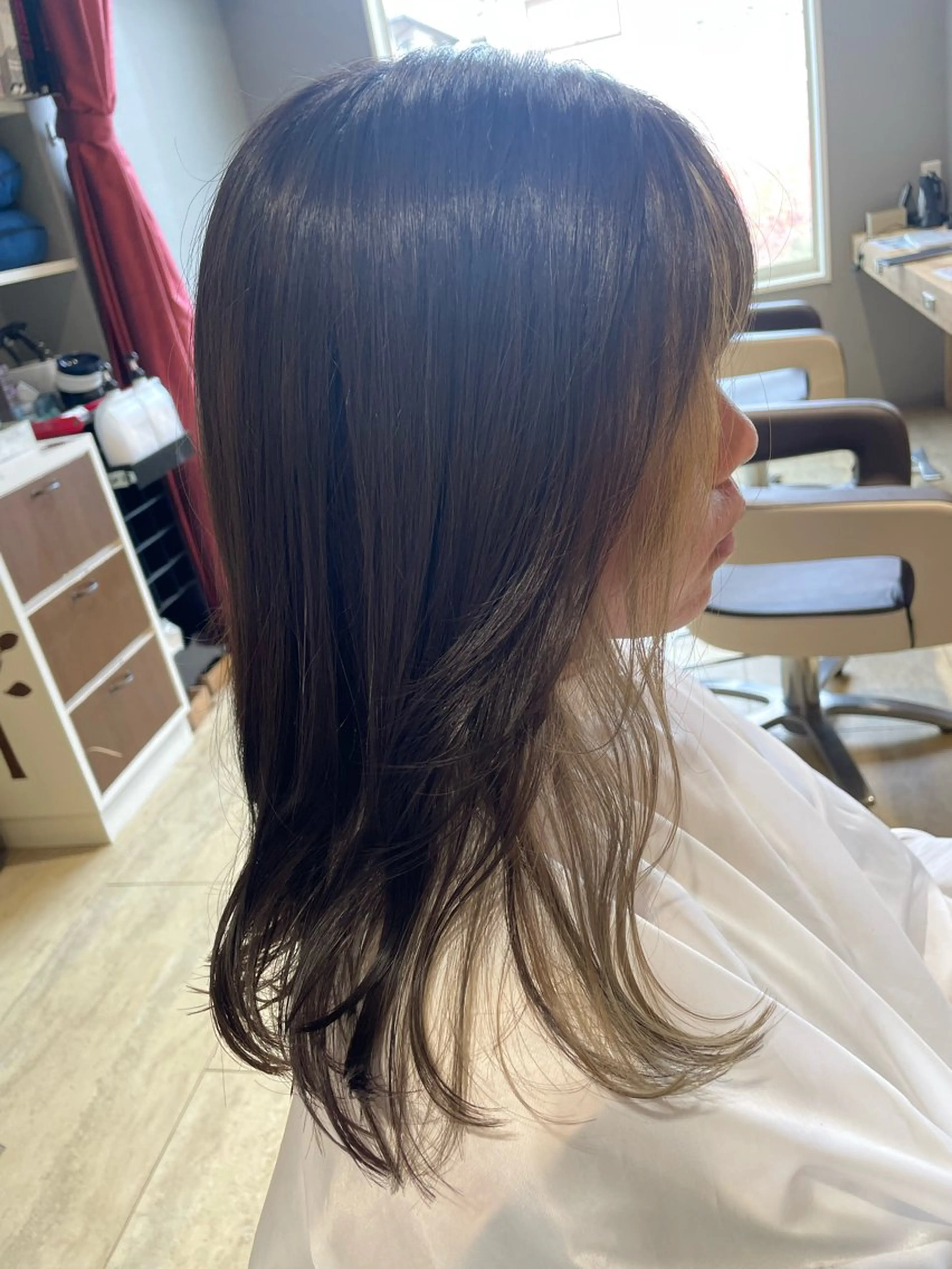 ロング カラー 【アクイール】やまだ みなのヘアスタイル