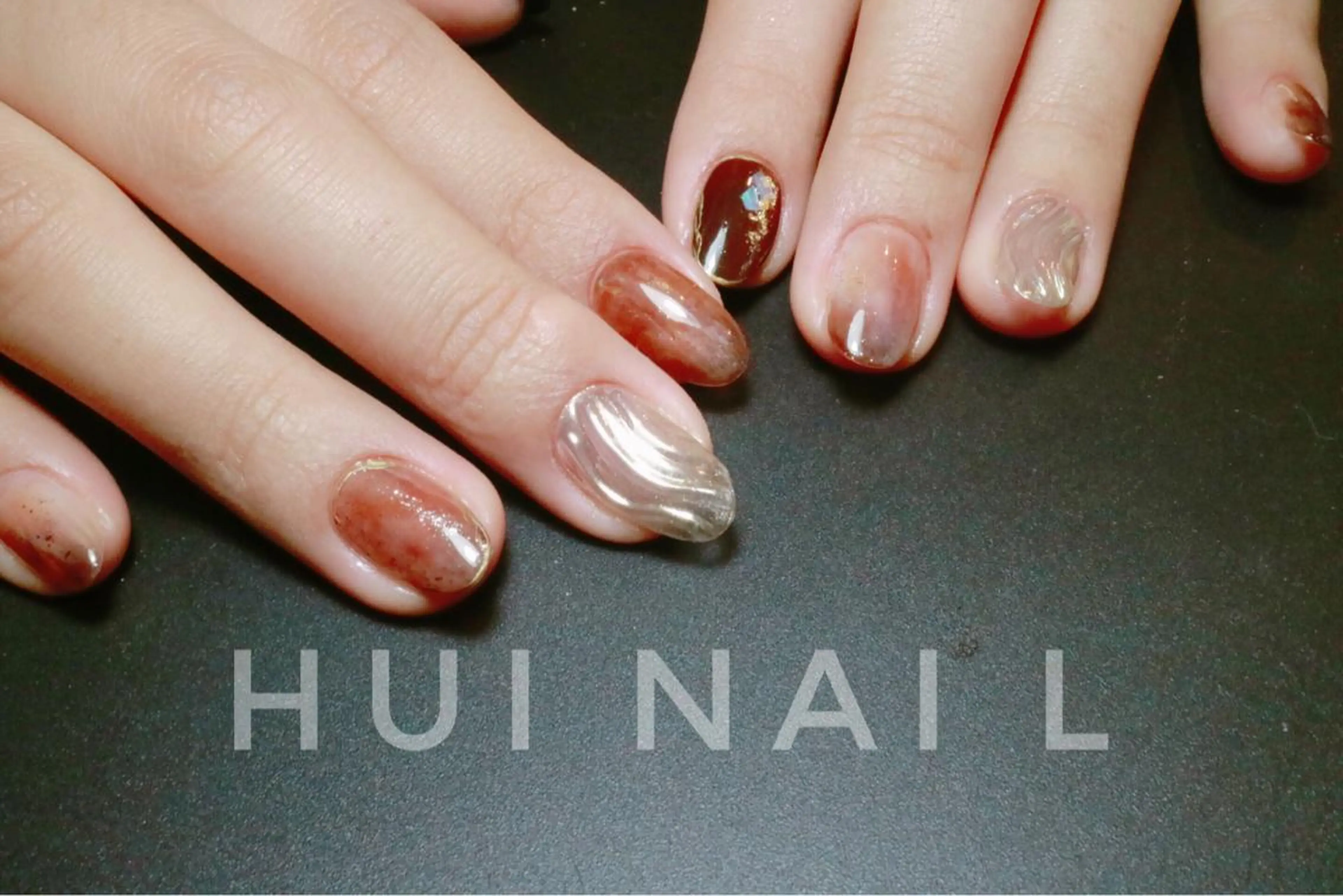 ミディアム めぐみのネイルサロン スタッフ練習のネイルデザイン