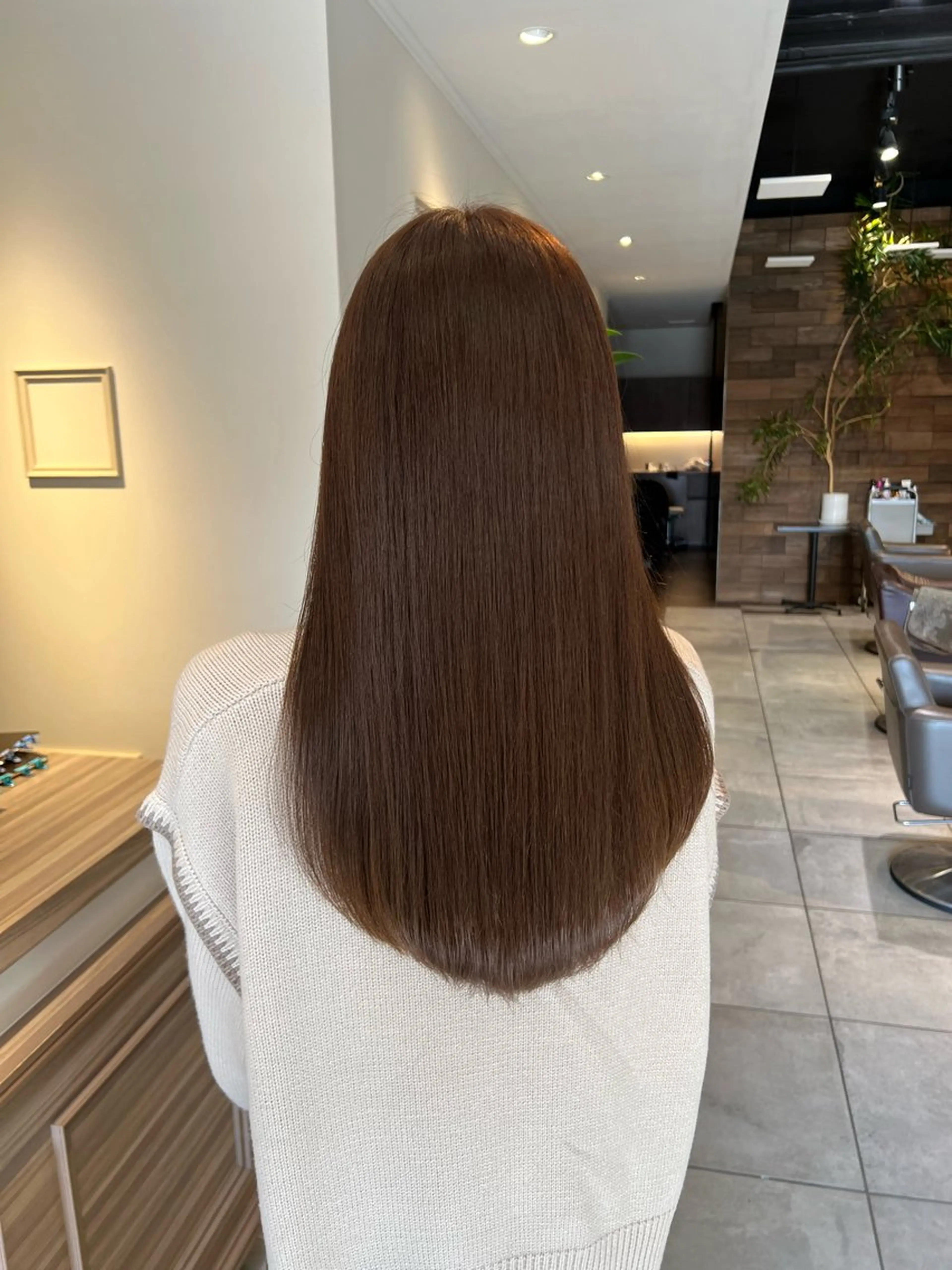 ロング カラー ブラウンカラー ヘアカラー 西村 美羽のヘアスタイル