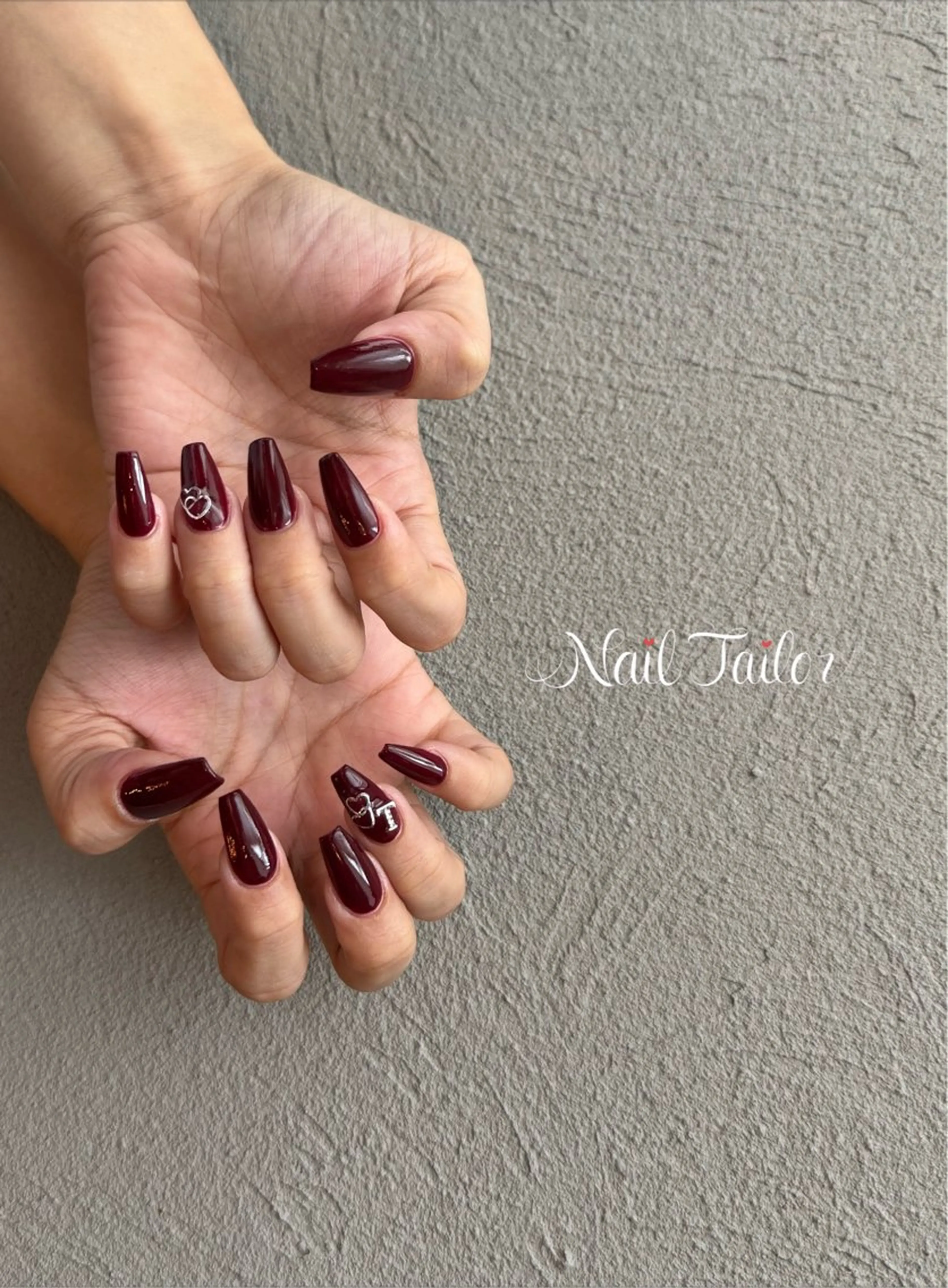 ネイル ボルドー 長さ出し ハート ロングネイル ハンドネイル NailTailor ネイルテイラーのネイルデザイン
