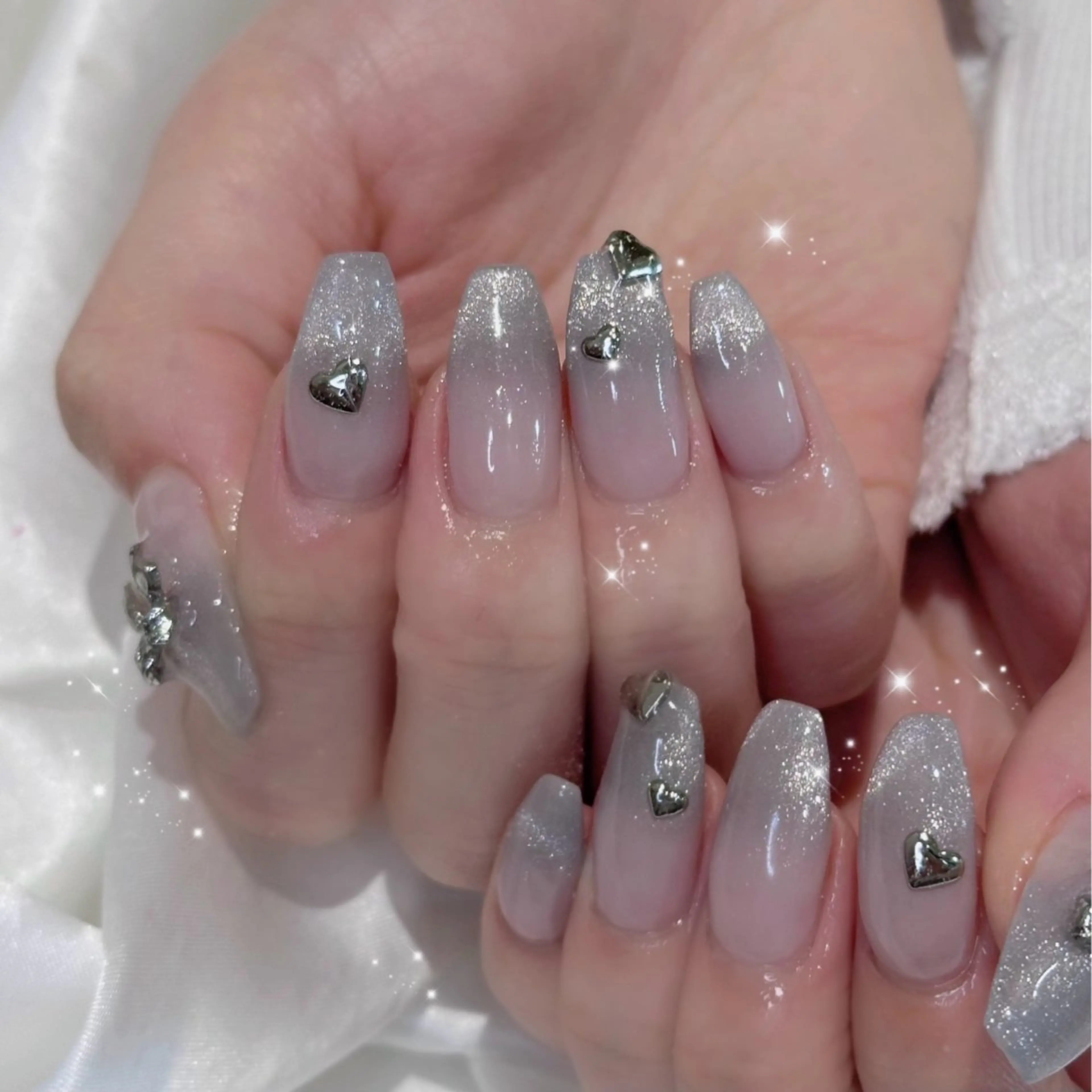 ネイル ブルー ハート ぷっくりネイル ハンドネイル Kanon 🤍のネイルデザイン