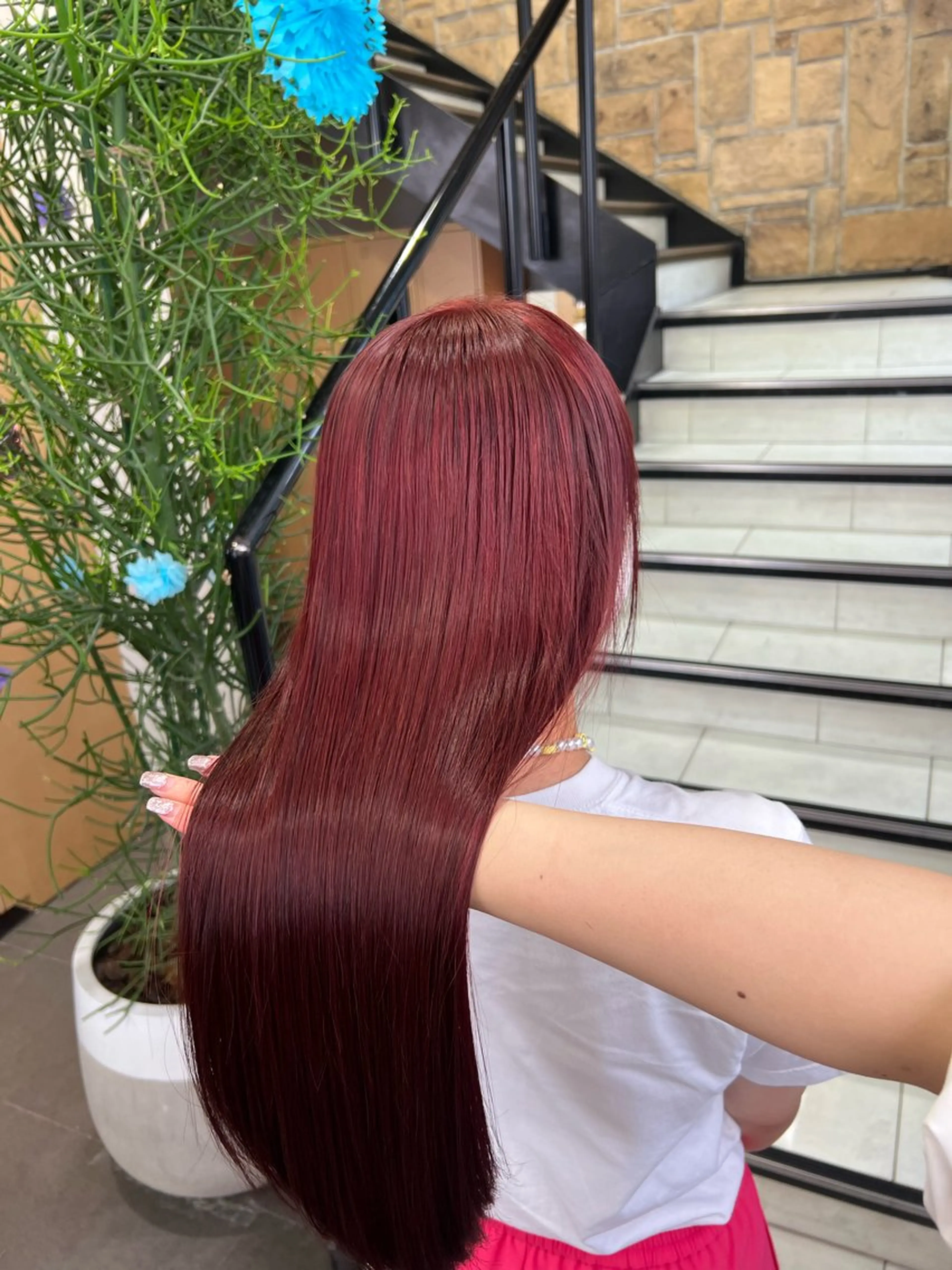 ミディアム 暖色ｶﾗｰ/ﾚｲﾔｰ ｶｯﾄ/Yunaのヘアスタイル