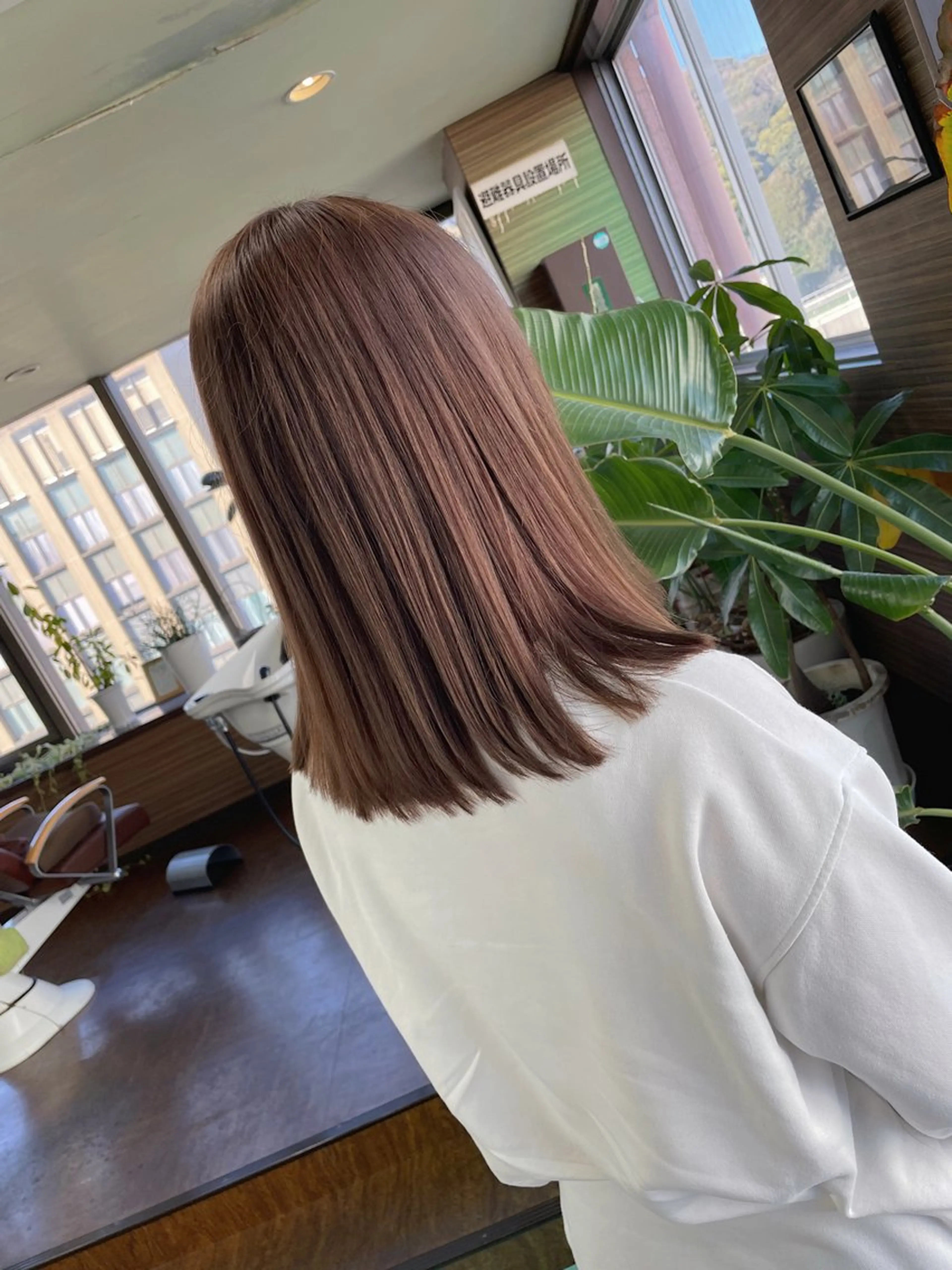 ミディアム カラー ブリーチ カット ヘアカラー 土居 正季のヘアスタイル