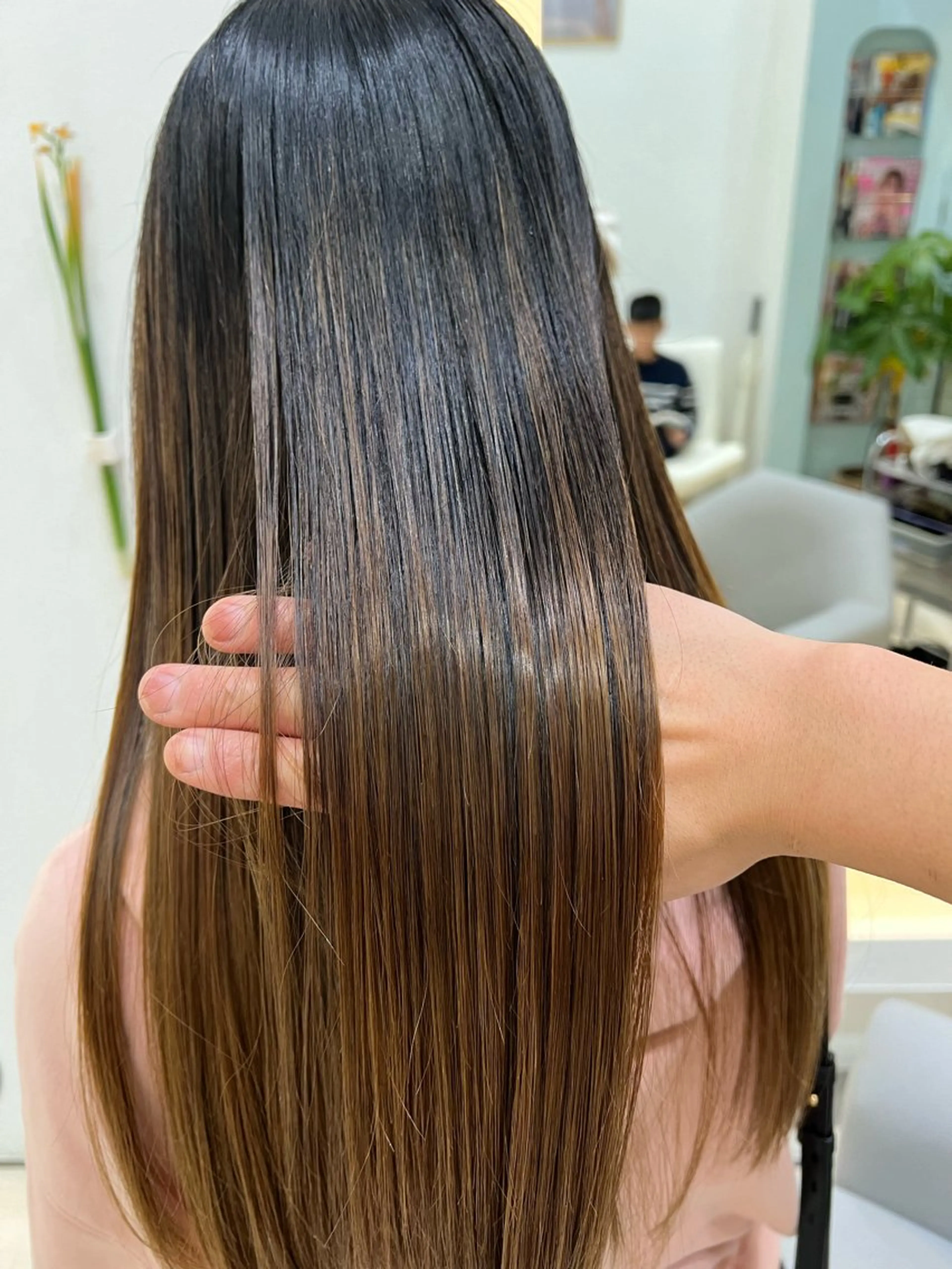 ミディアム カラー パーマ ヘアアレンジ メンズ 縮毛矯正 堀井 凌平のヘアスタイル