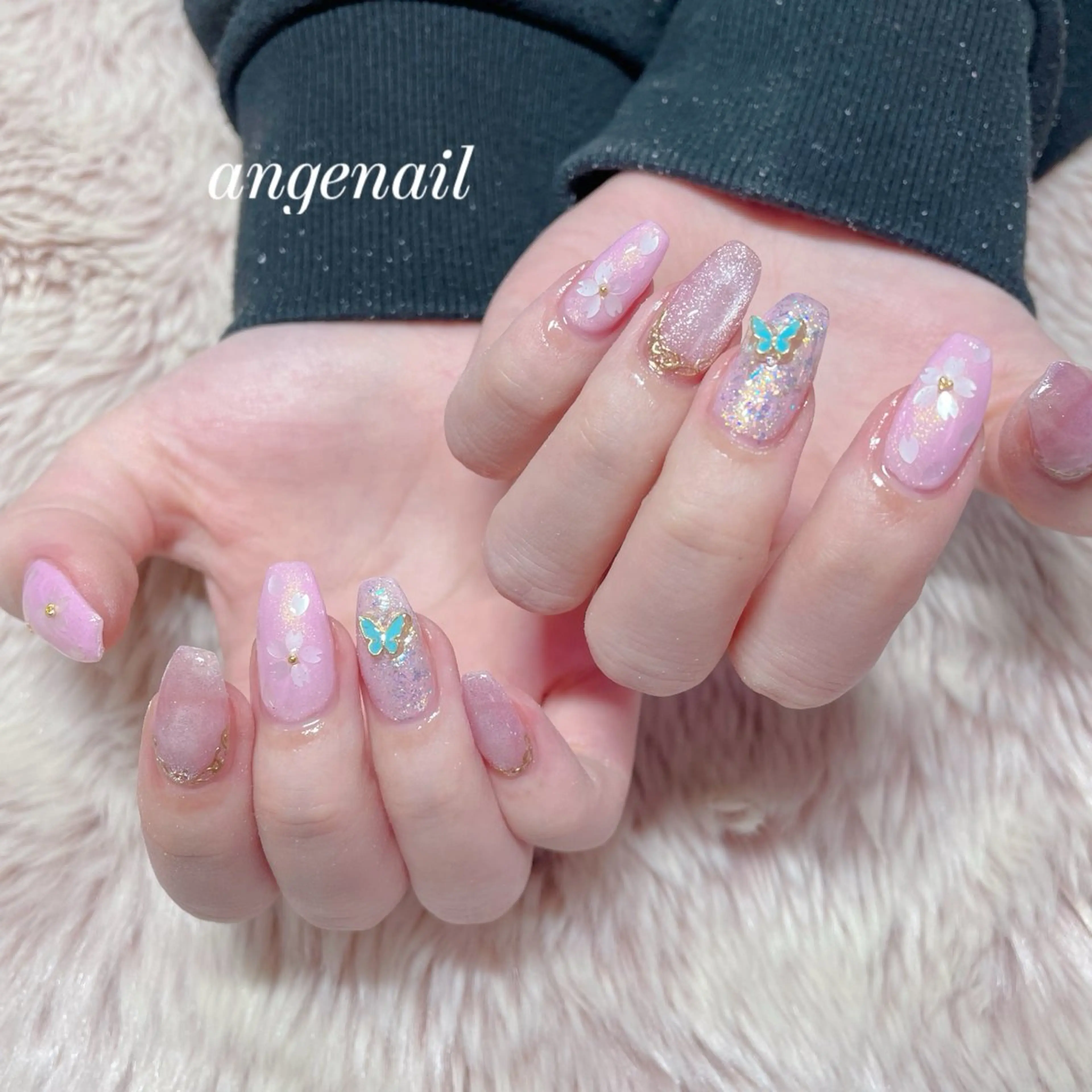 ネイル ハンドネイル オーナーネイリスト MAKIのネイルデザイン