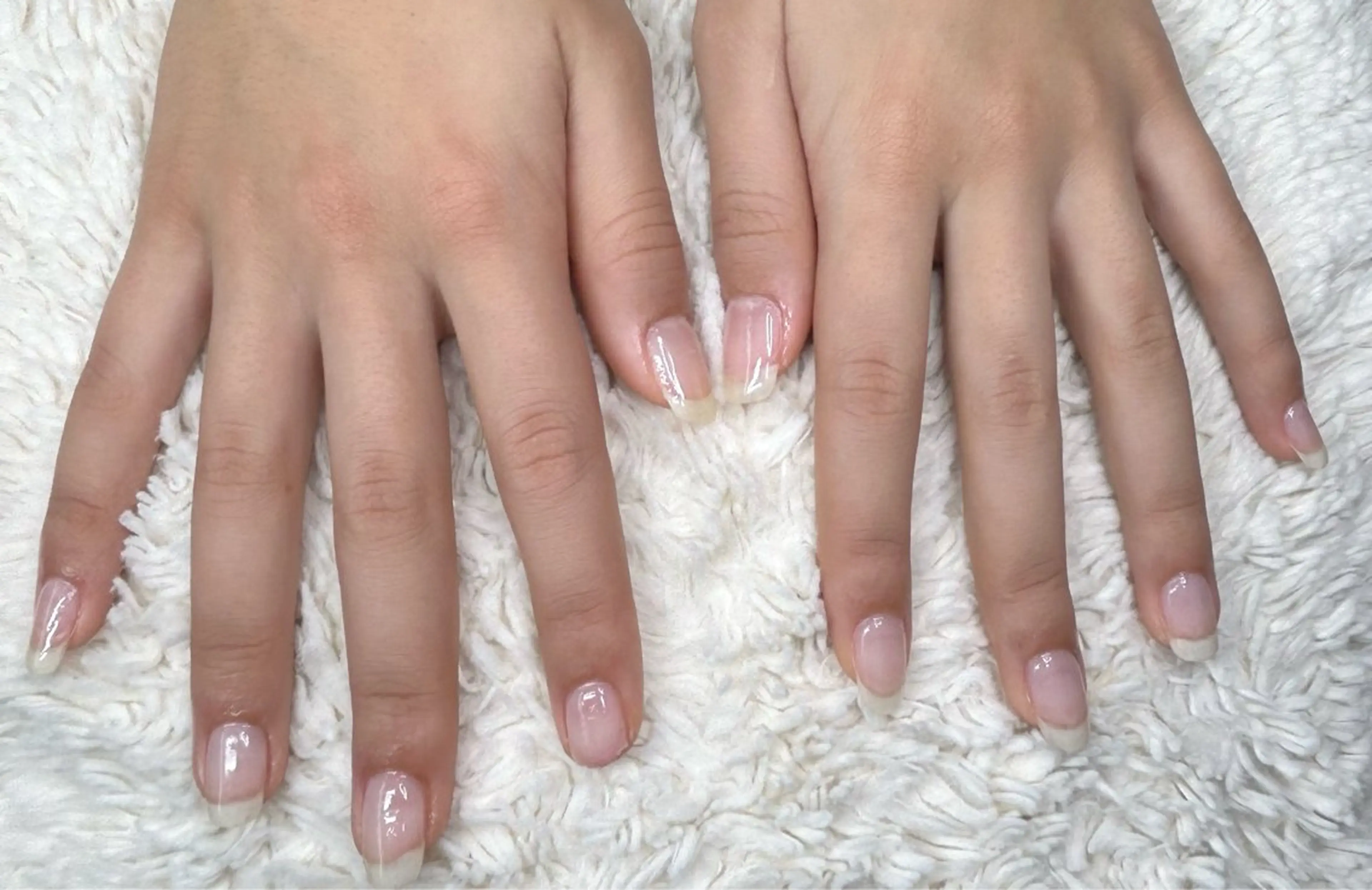 ネイル クリアネイル nailroom HARU.のネイルデザイン