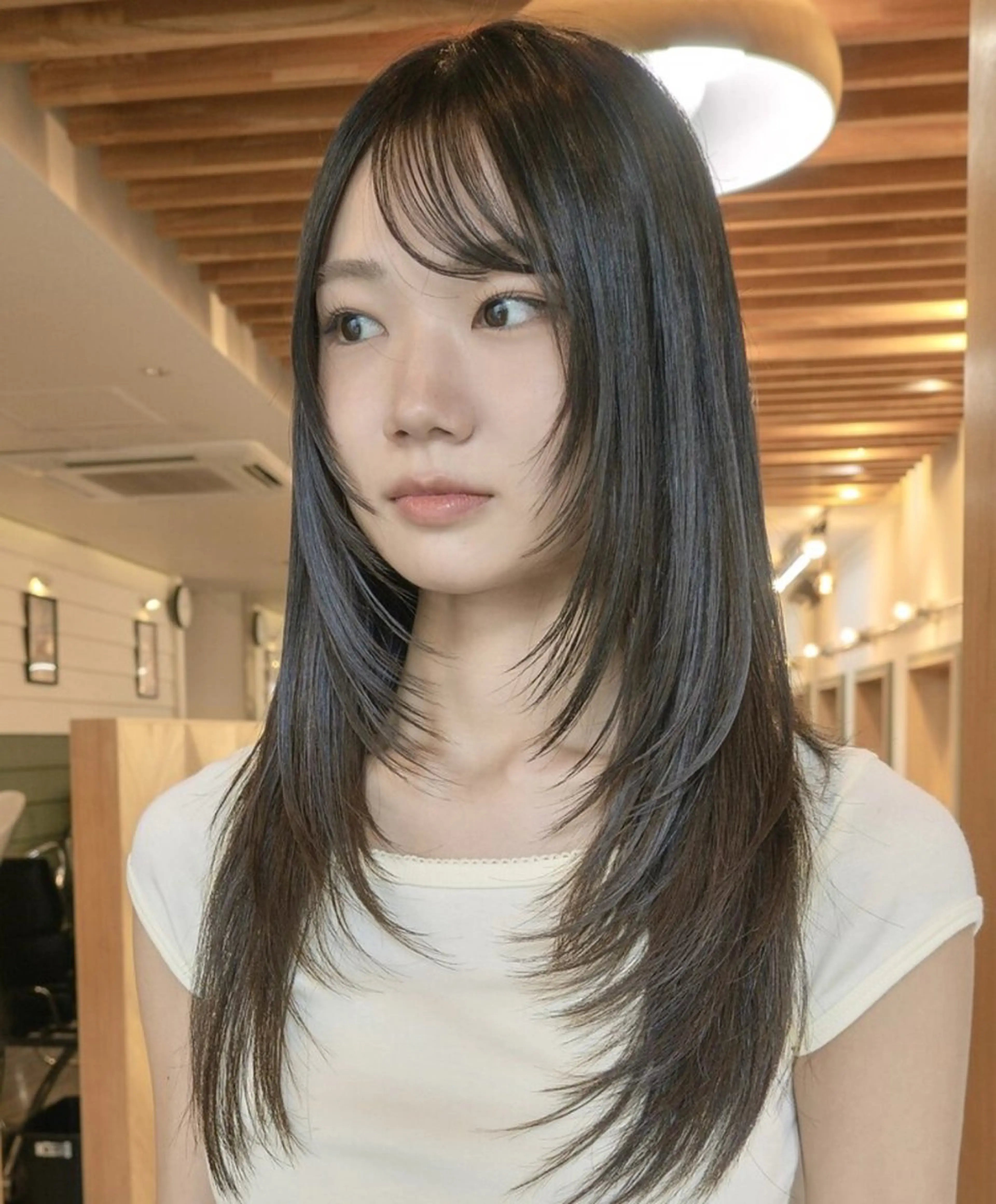 ロング レイヤーカット Lampsihair 川内店のヘアスタイル