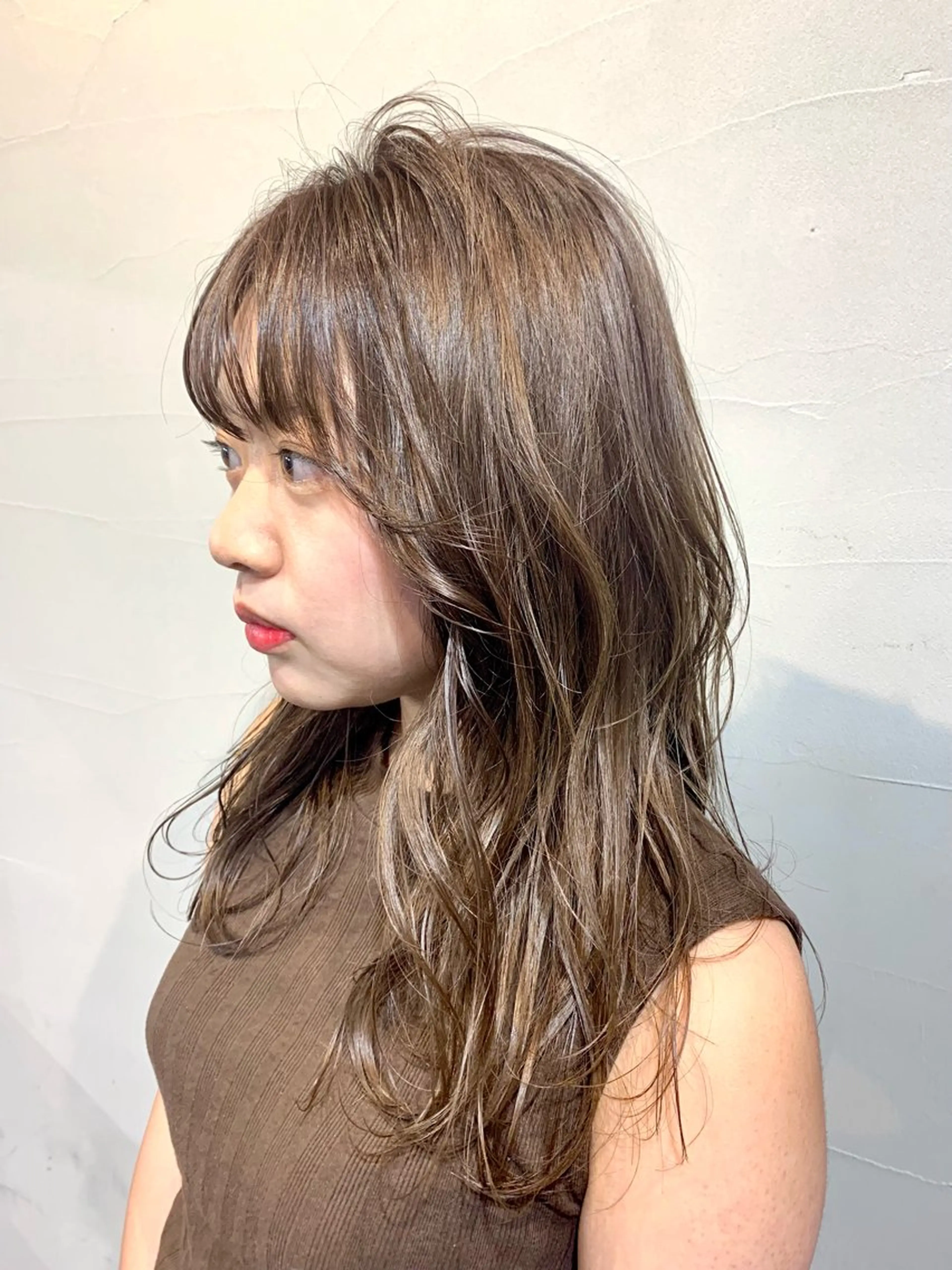 ロング カラー アッシュ ロング ヘアカラー トリートメント ハイトーン/レイヤー /ウルフ⭐️永田⭐️のヘアスタイル