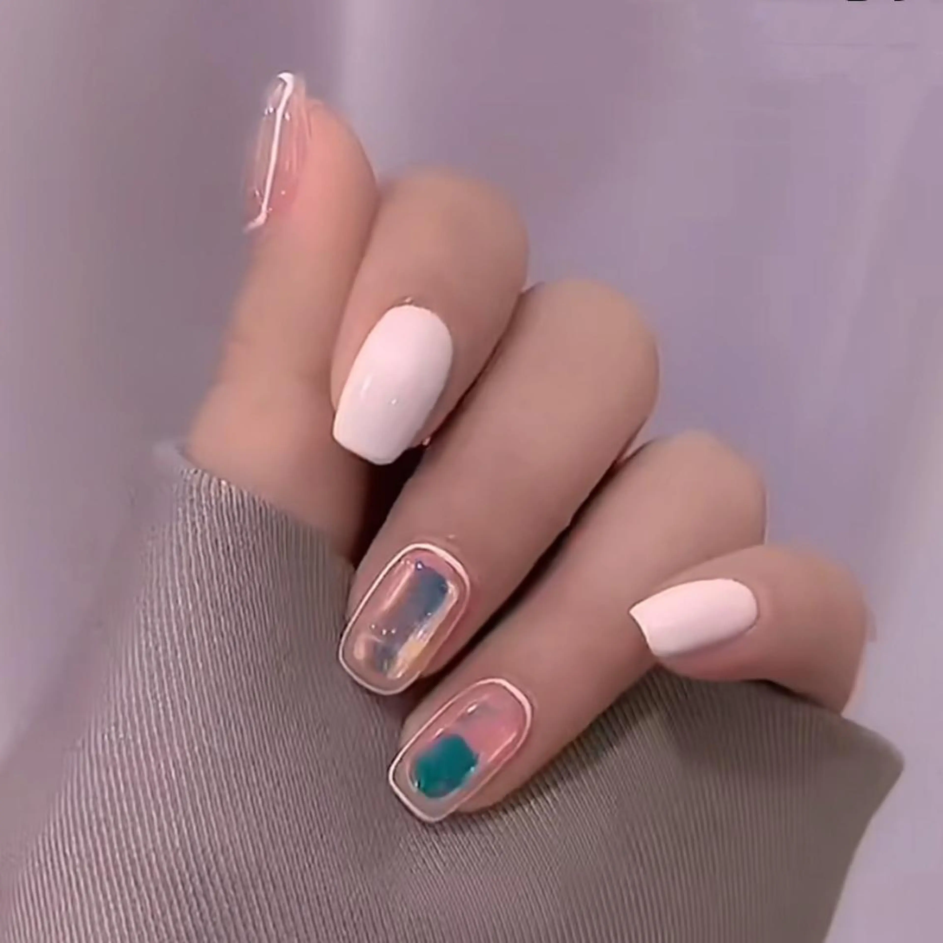 ネイル BuBu Nail渋谷道玄坂のネイルデザイン
