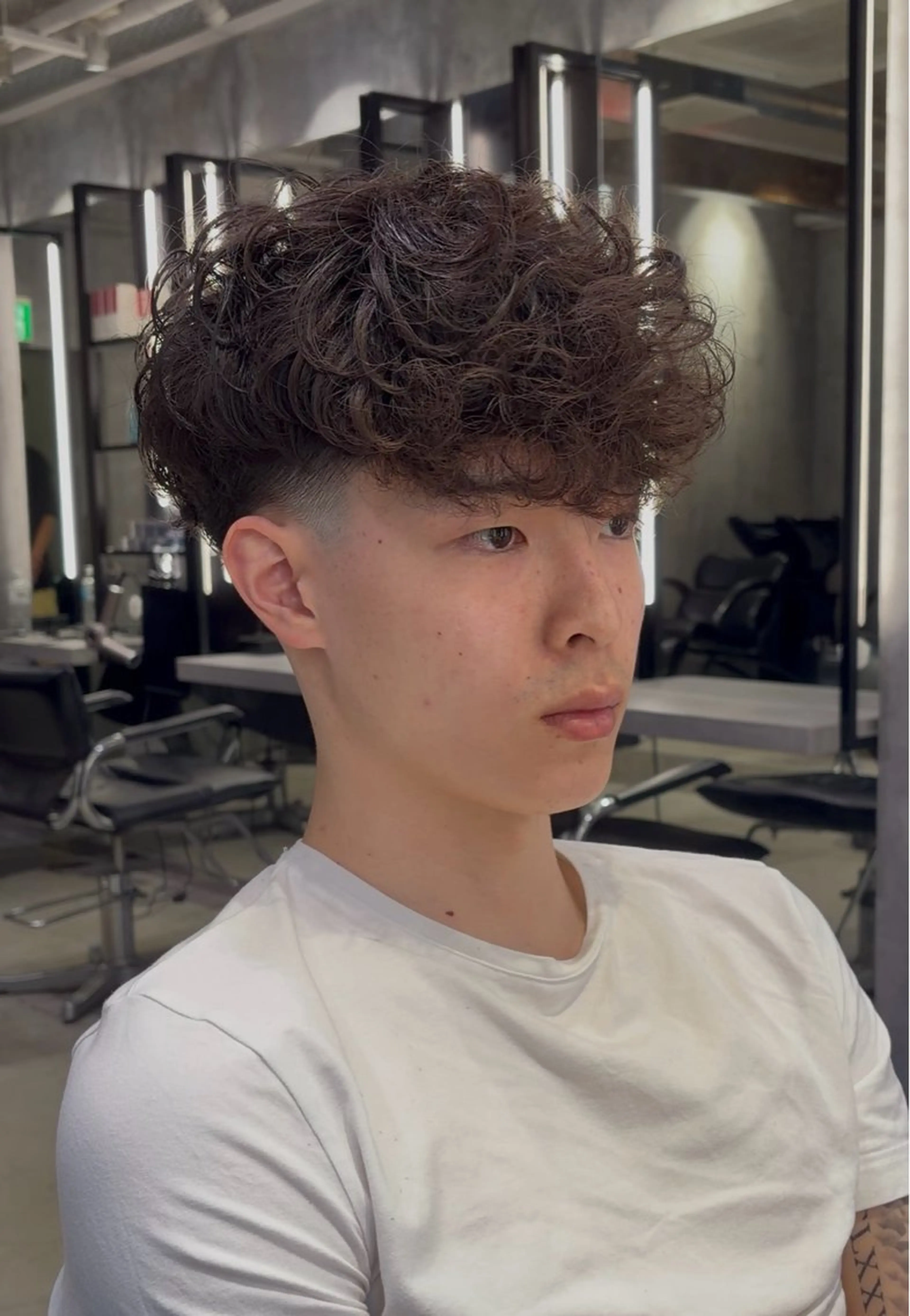 パーマ メンズ フェードカット メンズパーマ カット パーマ 🔥メンズパーマ職人 Kosh🔥のヘアスタイル