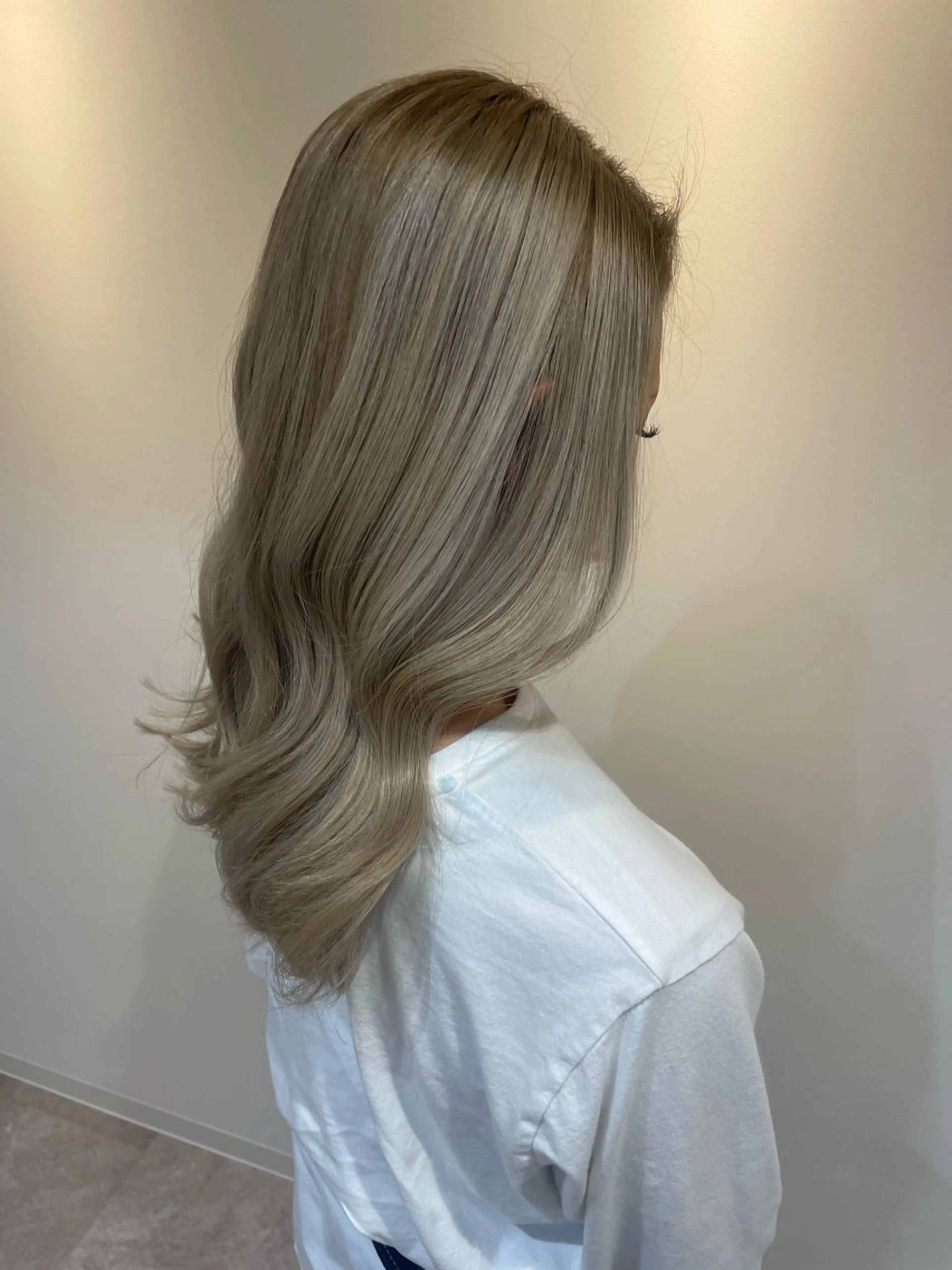 ミディアム nao .のヘアスタイル