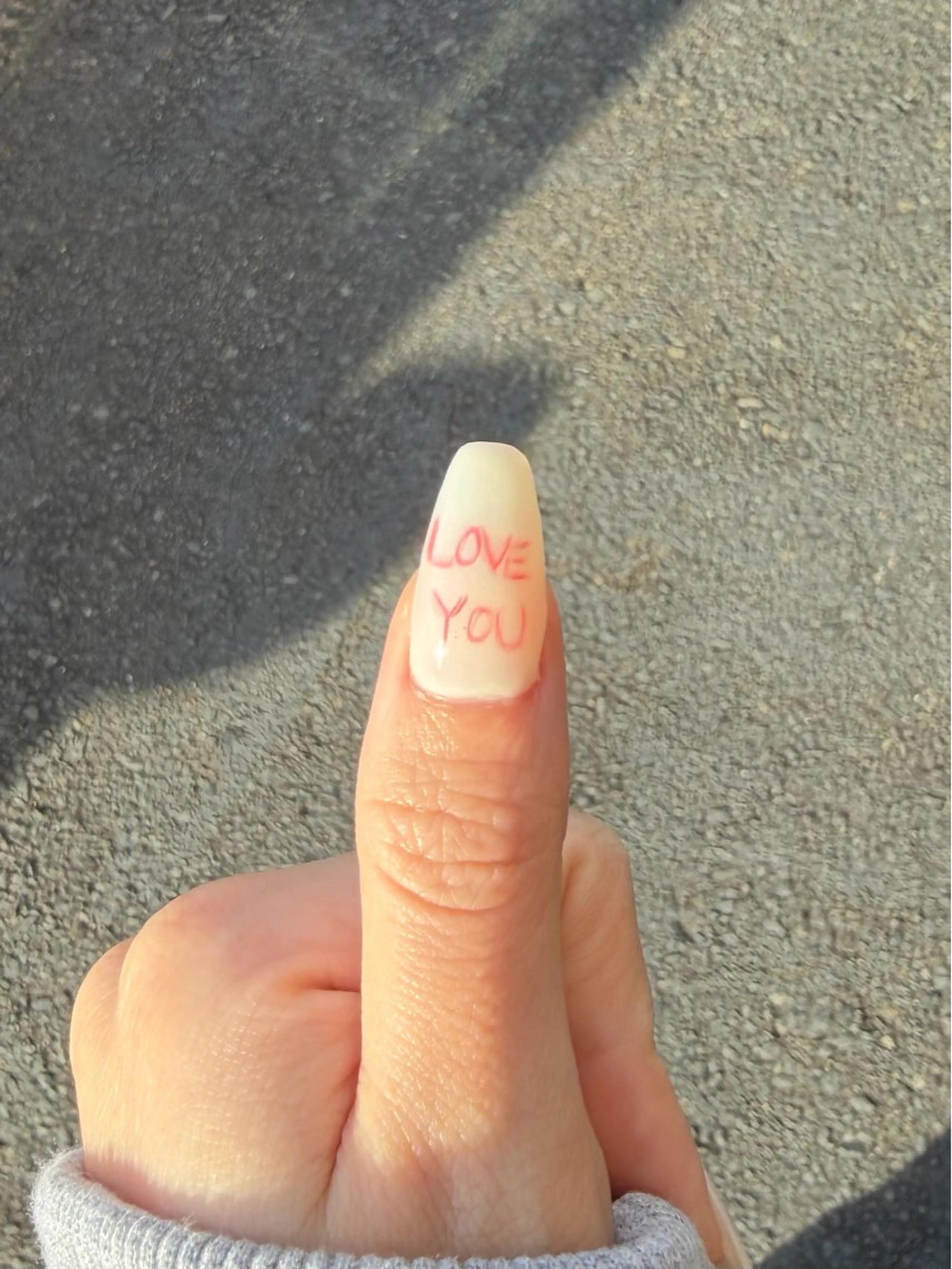 ネイル ハンドネイル 吉岡 萌花のネイルデザイン