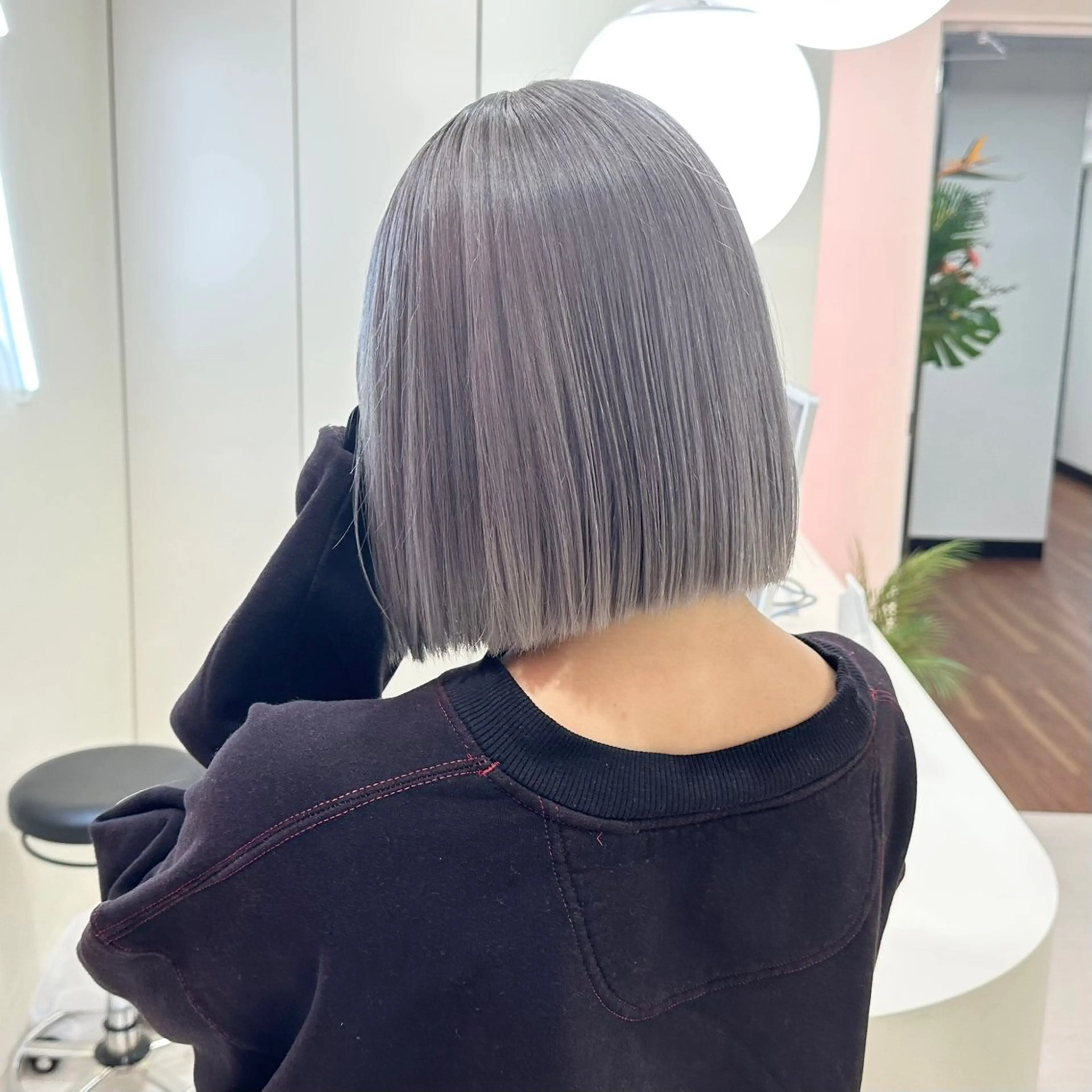 ショート ️🫧 AINE 🫧ハイトーンカラーのヘアスタイル