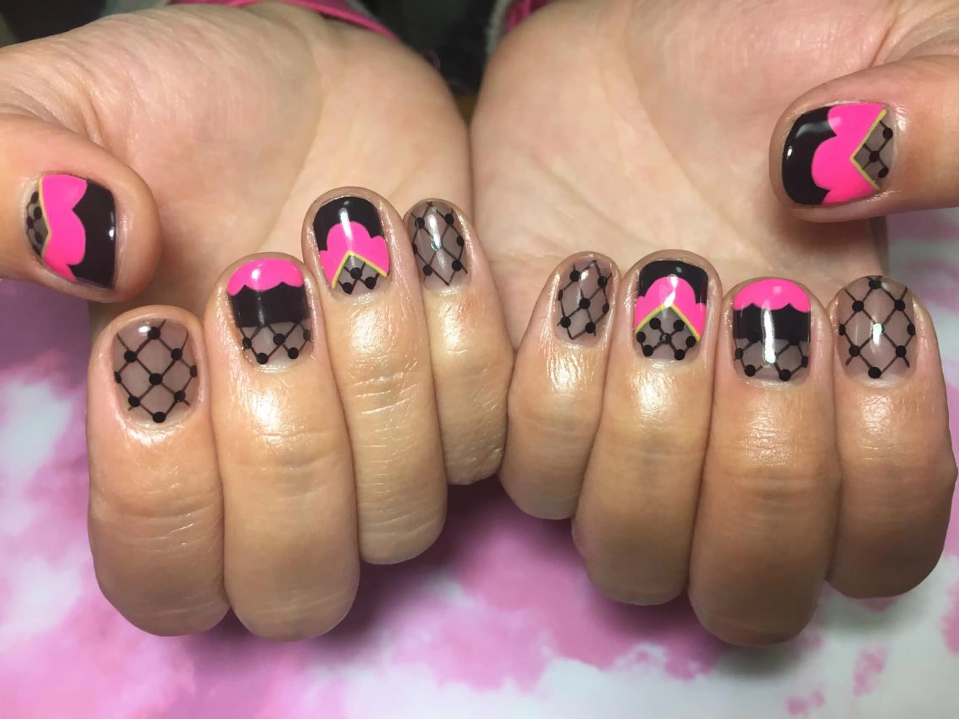 ネイル ｱｲﾗｯｼｭ ﾈｲﾙ ｻﾛﾝ つけるのマツエク・マツパデザイン