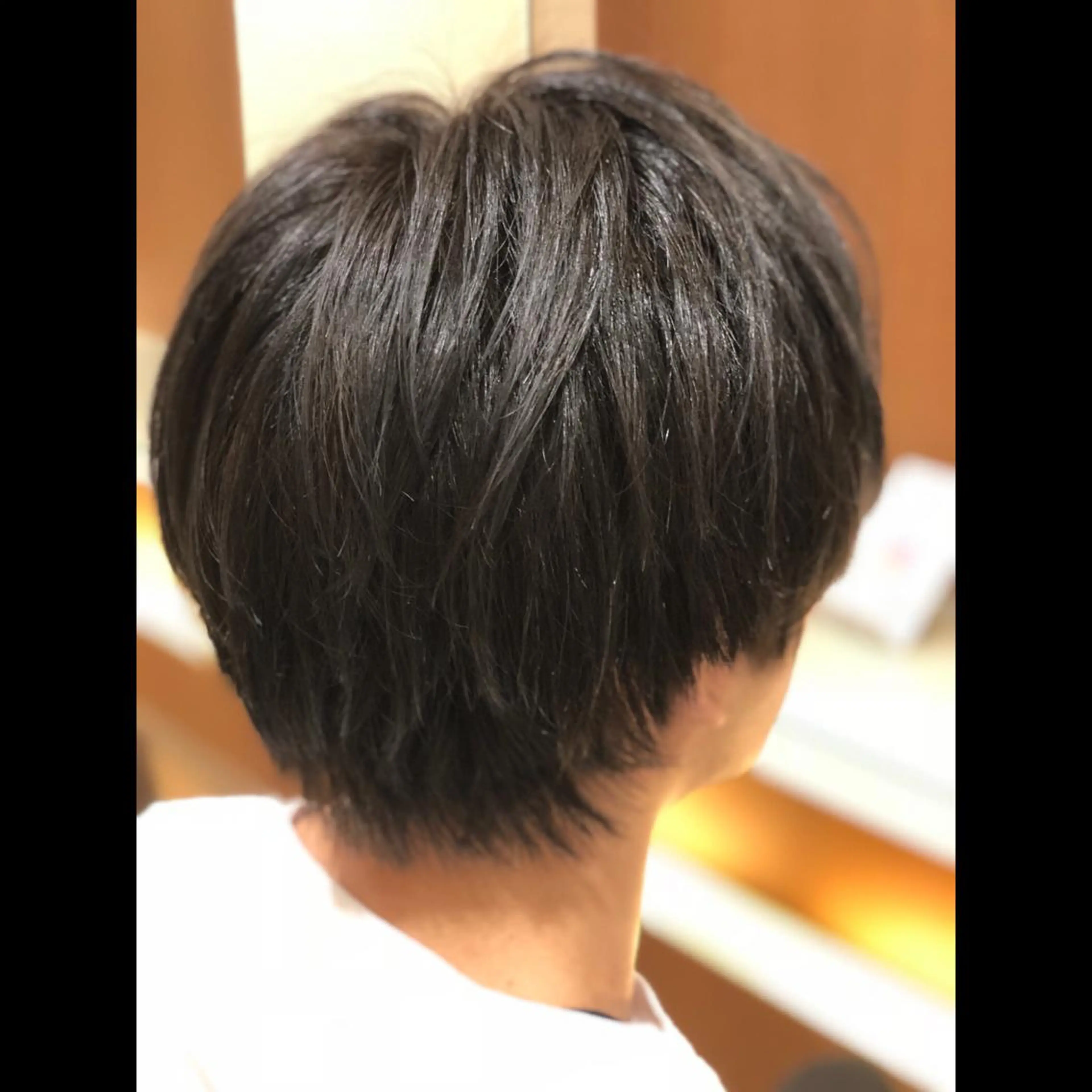 ショート カラー パーマ アッシュ kawabe maikoのヘアスタイル