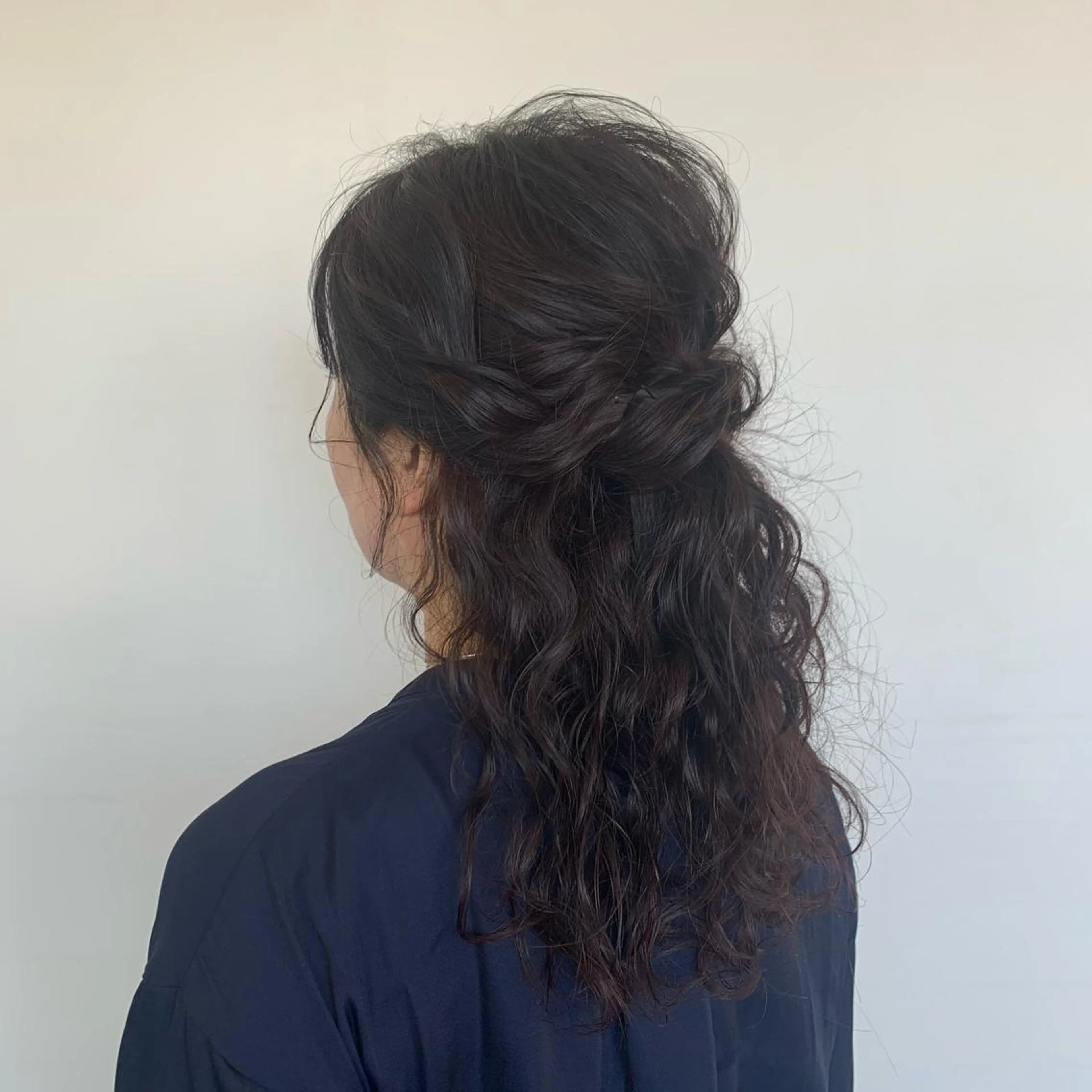 ミディアム ヘアアレンジ 甲斐 もあのヘアスタイル