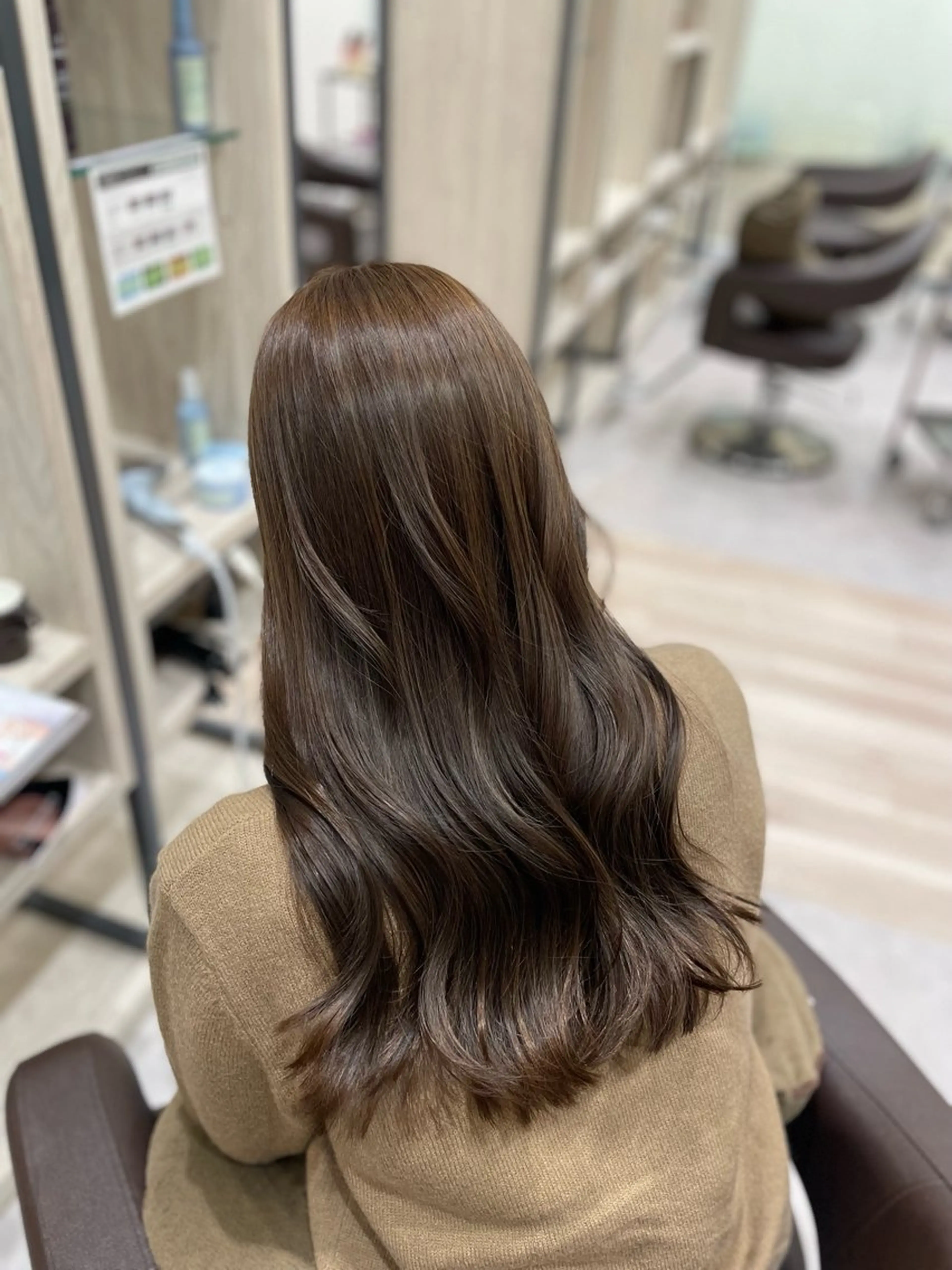 ロング 下村 和香奈のヘアスタイル