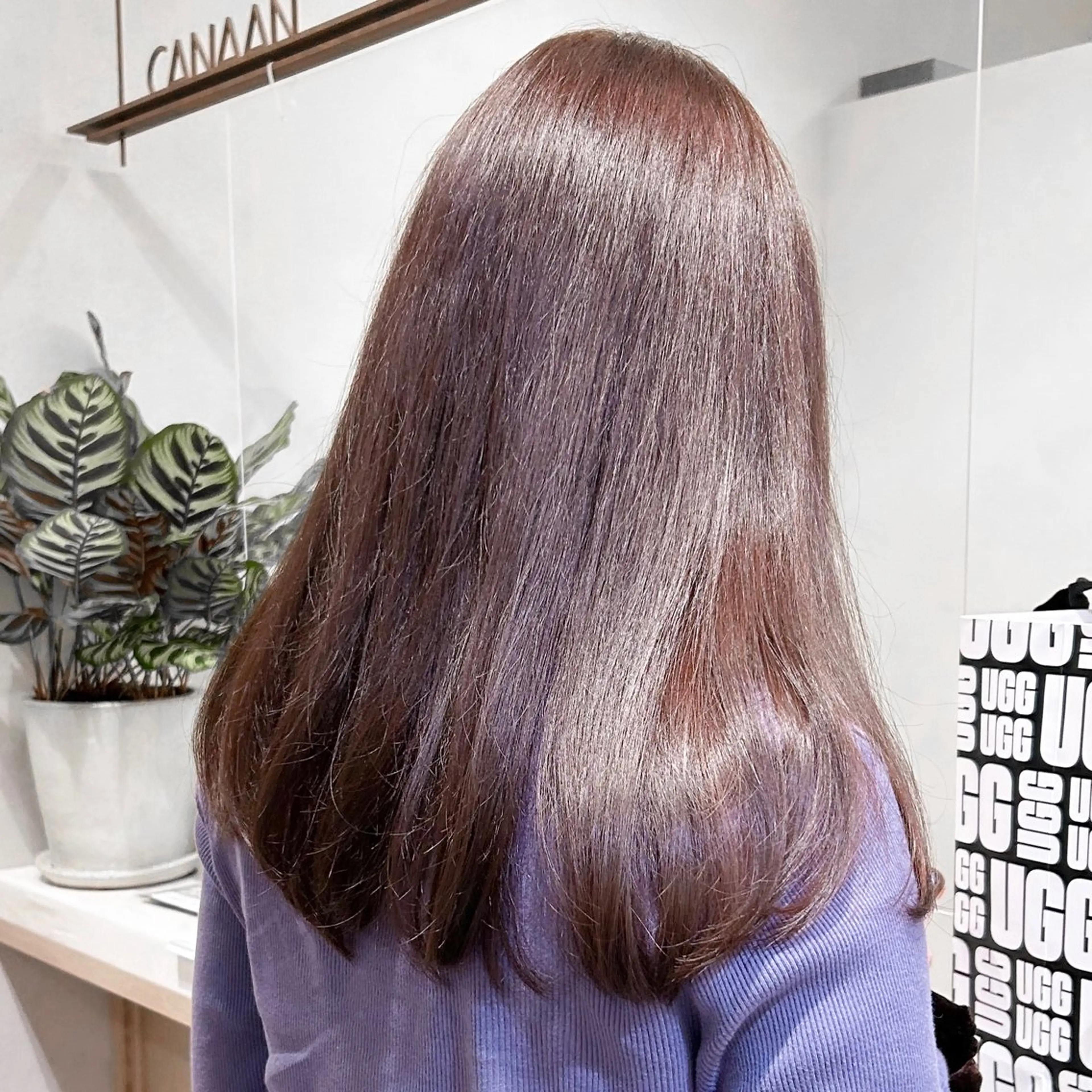 セミロング カラー ブリーチ 透明感カラー ラベンダーカラー ブリーチなしカラー 艶透明感カラー/ ルーズパーマ/田中のヘアスタイル