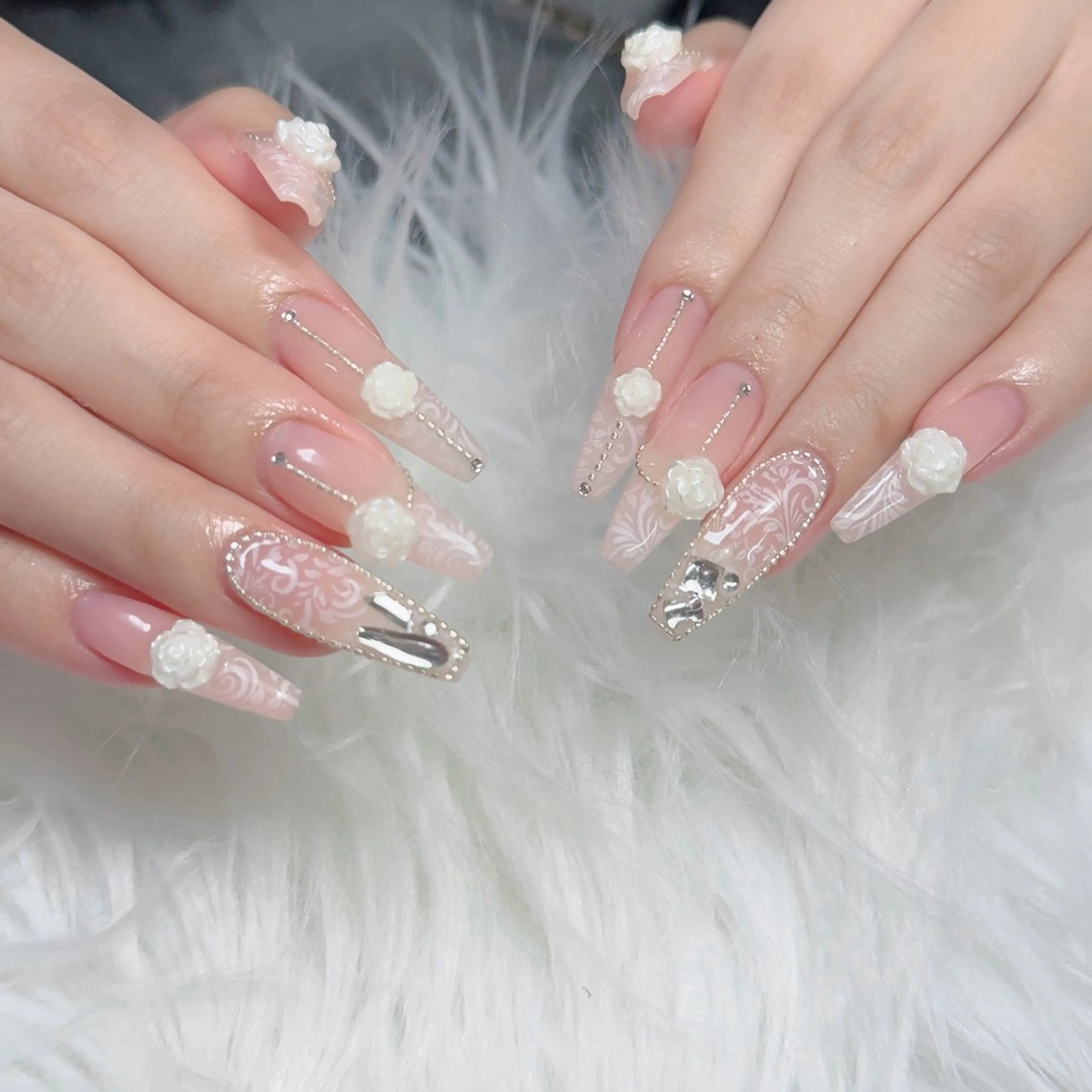 ネイル アートネイル フレンチネイル ジェルネイル 韓国ネイル マグネットネイル Lenie Nail Salonのネイルデザイン