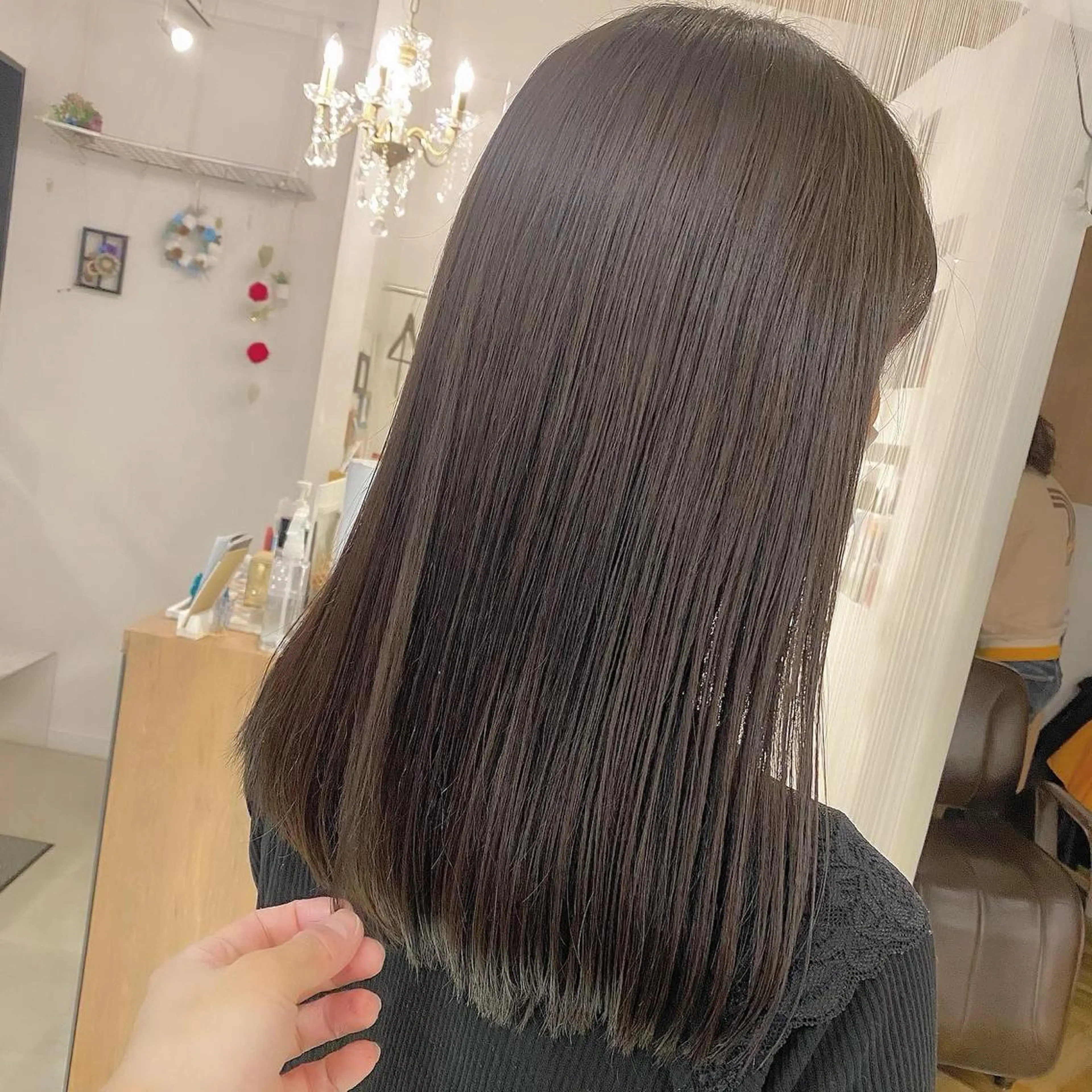 セミロング 髪質改善 髪質改善特化 安東駿介のヘアスタイル