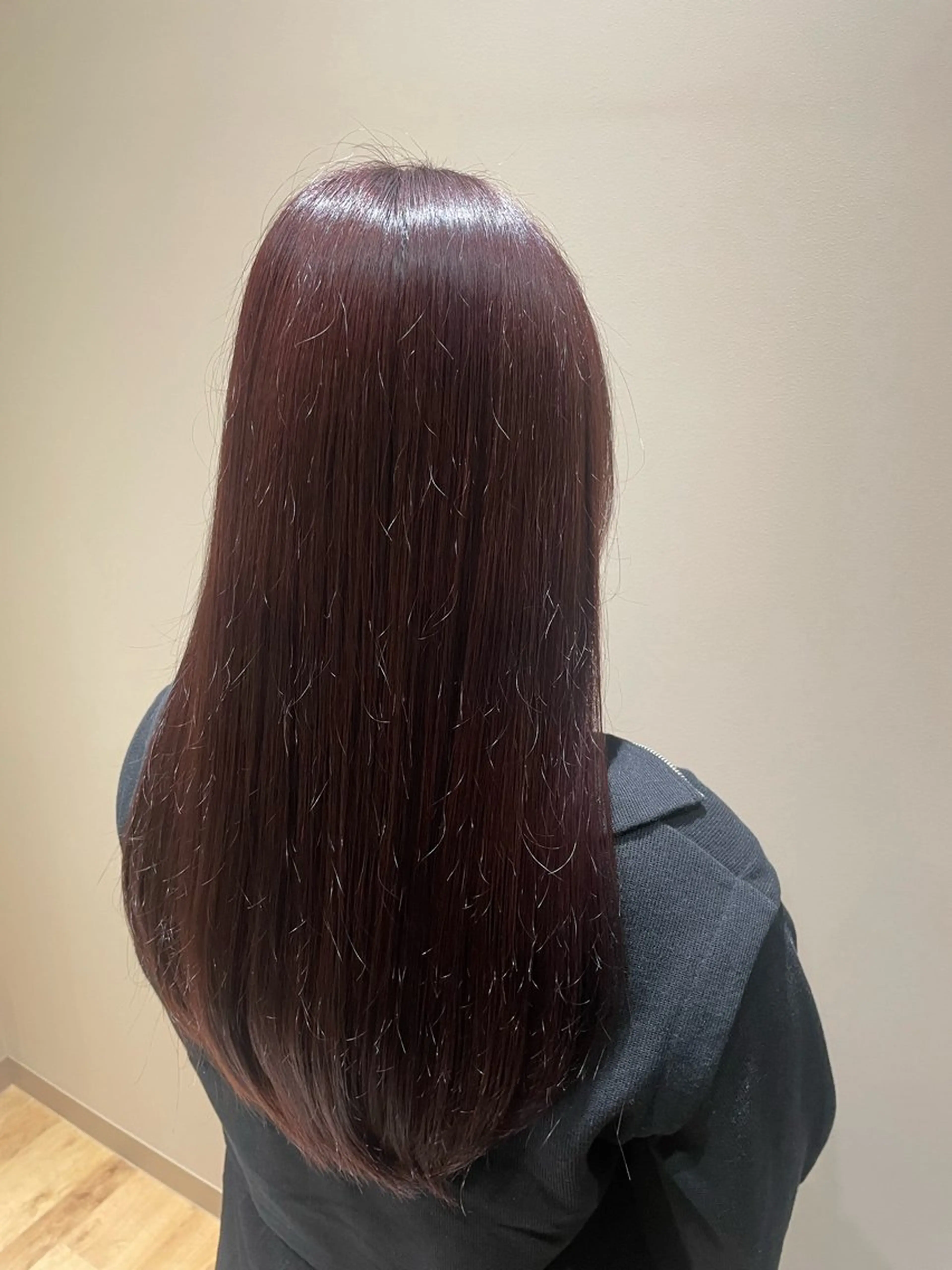 カラー カシス ピンクカラー 黒島優香🦋 /縮毛矯正/髪質改善のヘアスタイル