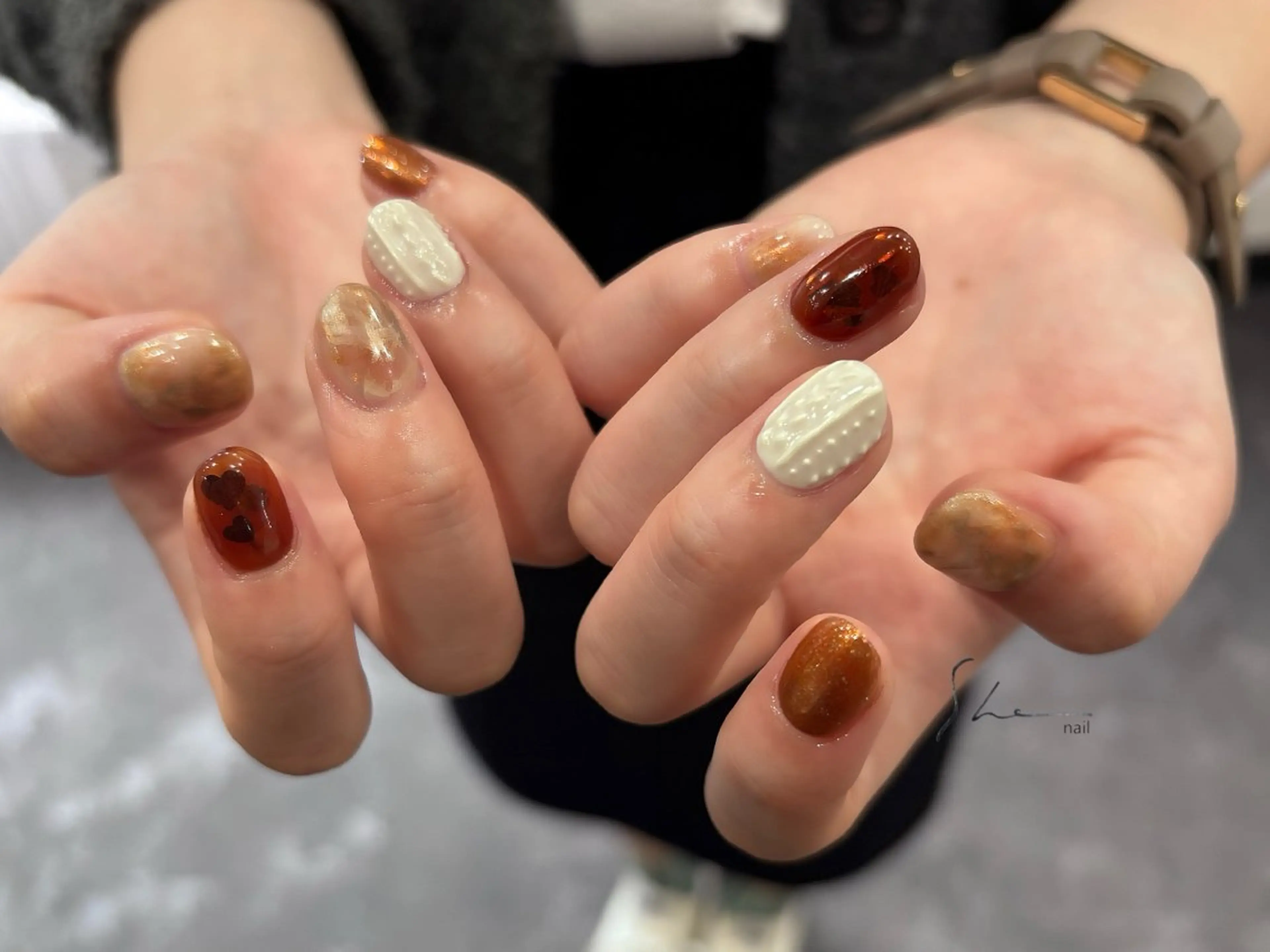ネイル ニュアンスネイル ハンドネイル SHE adusaのネイルデザイン