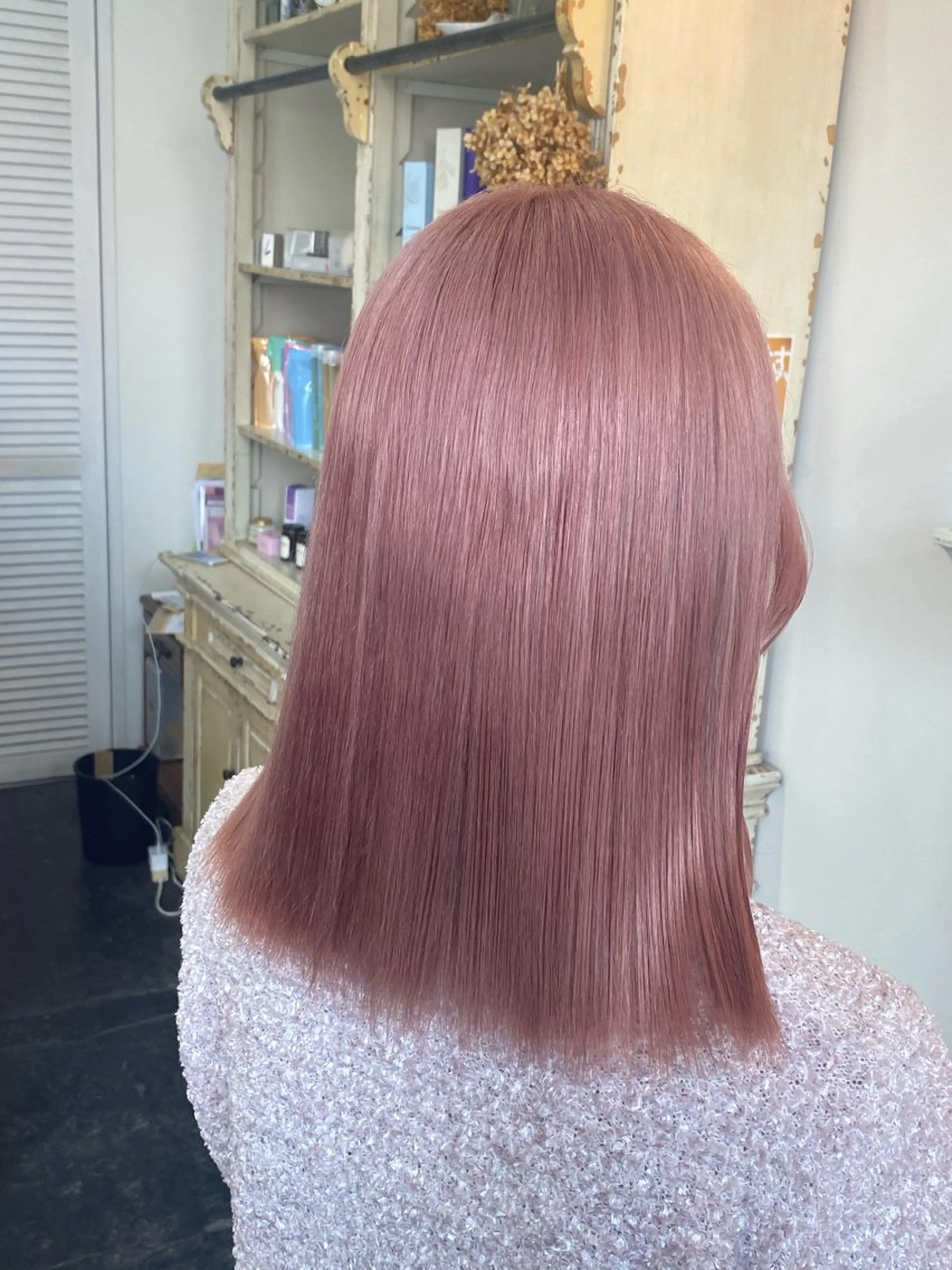 セミロング カラー ピンクカラー ヘアカラー トリートメント SET-UP りこ🧸のヘアスタイル