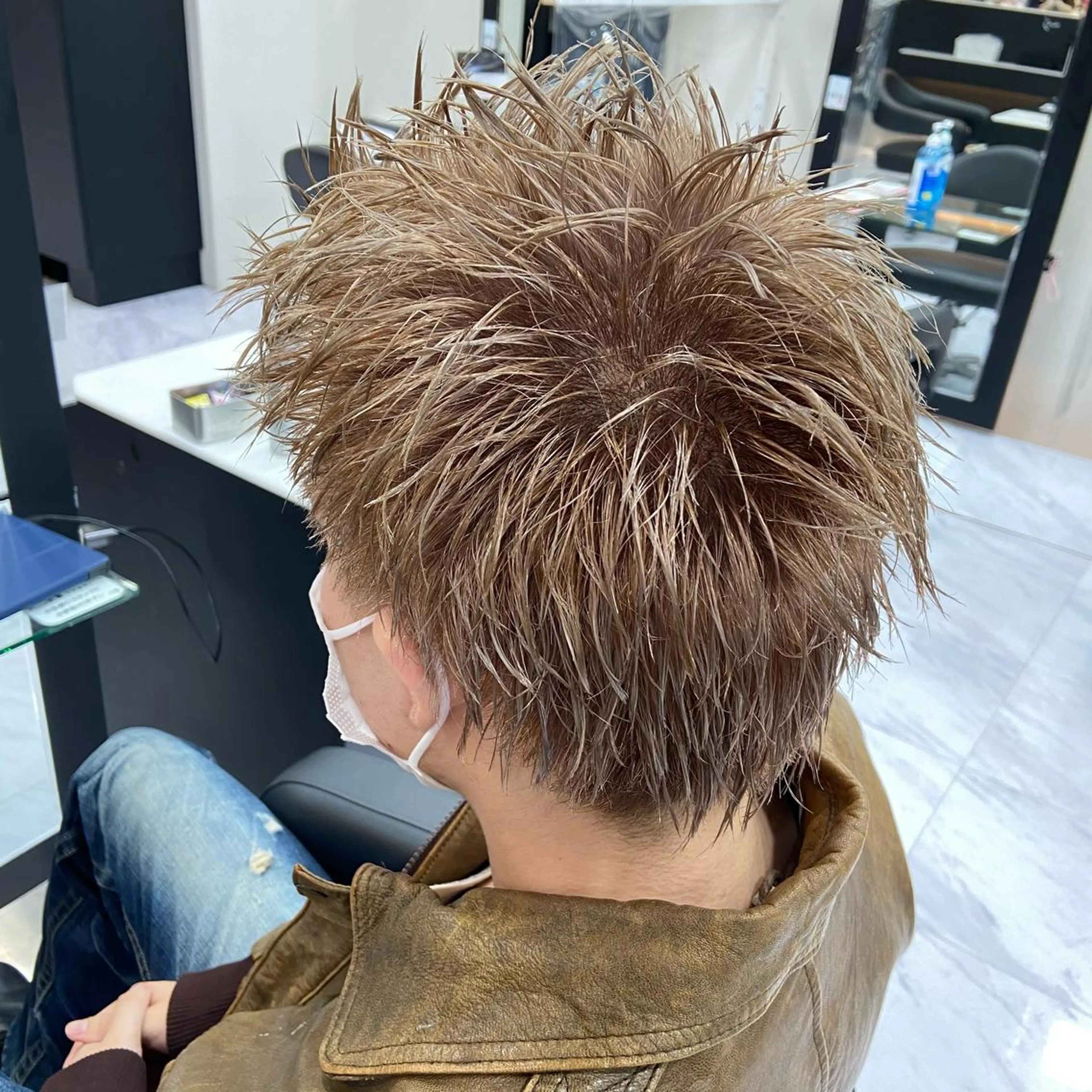 カラー メンズ ベージュカラー Luce 杉本のヘアスタイル