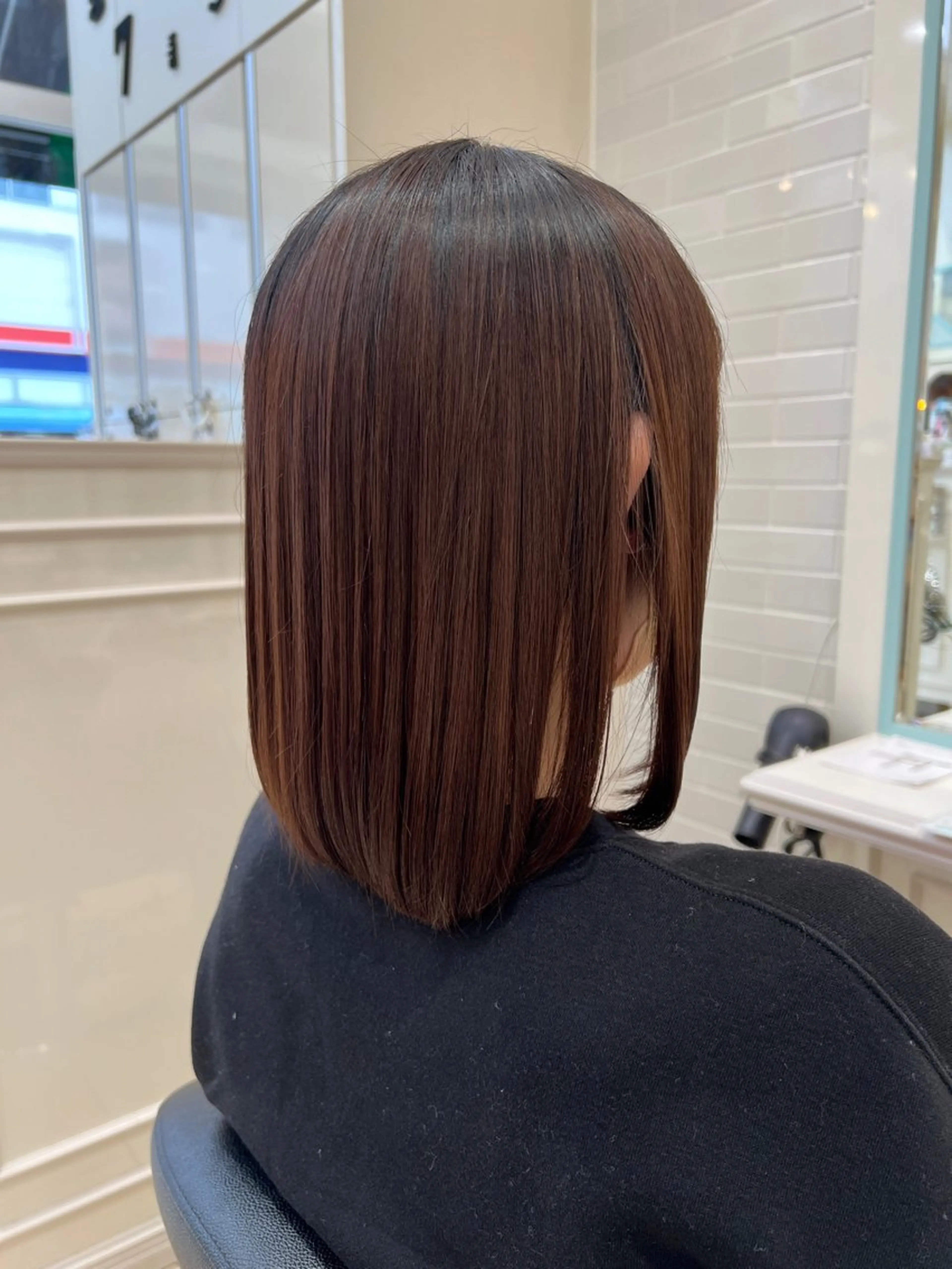 ミディアム トリートメント 吉澤 海咲のヘアスタイル