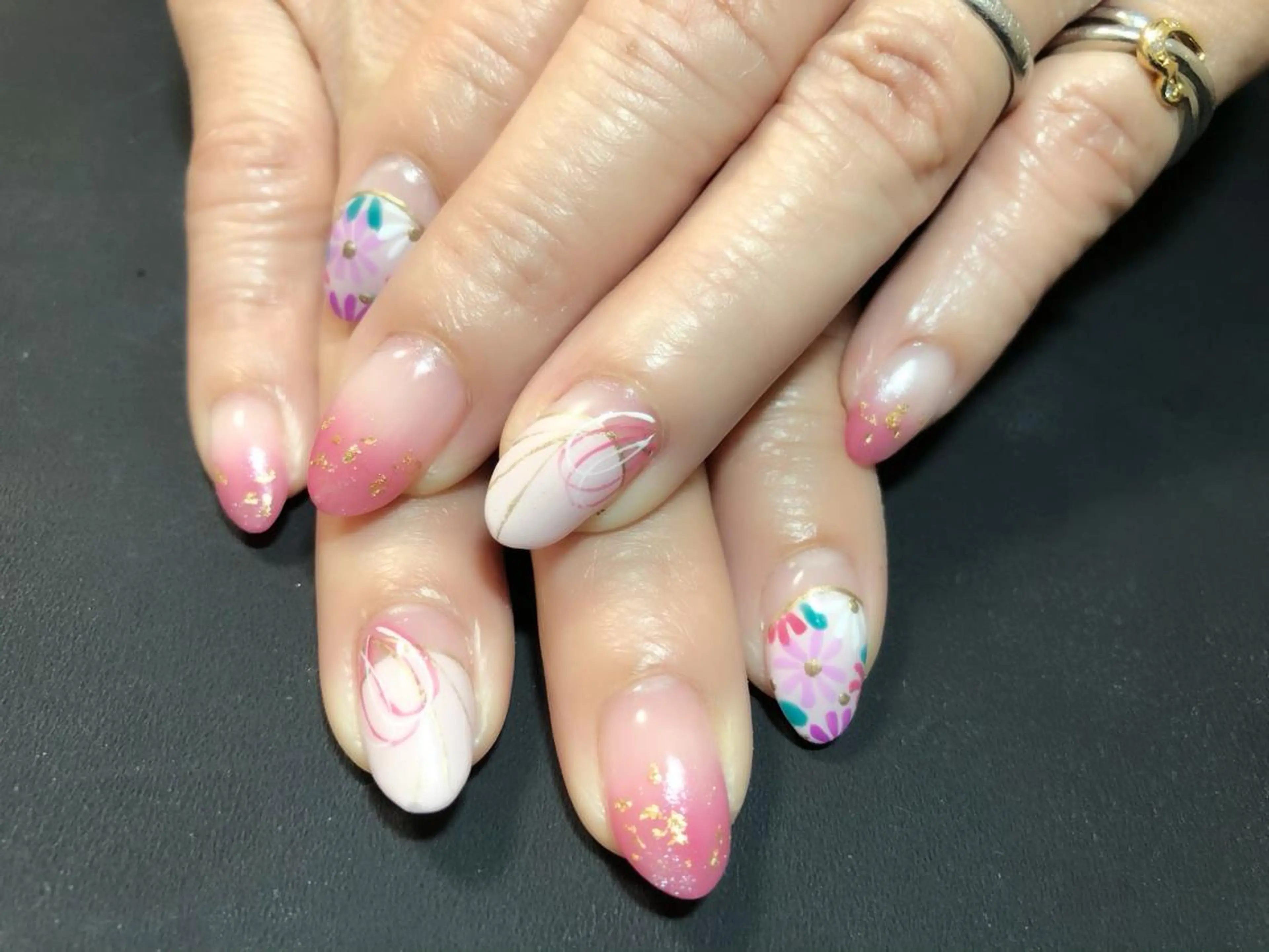 ネイル 心と身体を一休み♡ 萩原香織のネイルデザイン