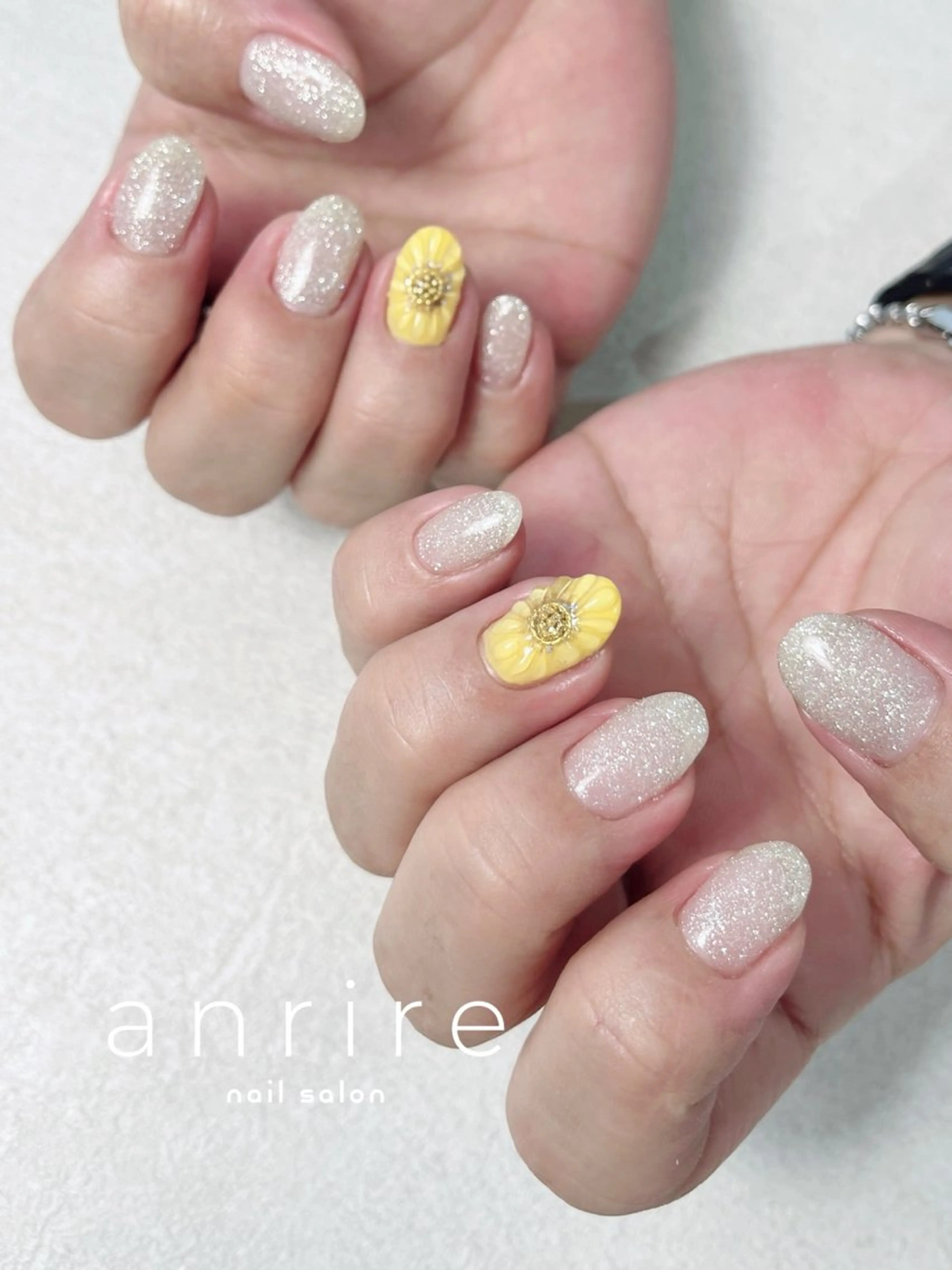 ネイル フラッシュネイル ジェルネイル キラキラネイル パラジェル ぷっくりネイル ハンドネイル nailsalon anrireのネイルデザイン