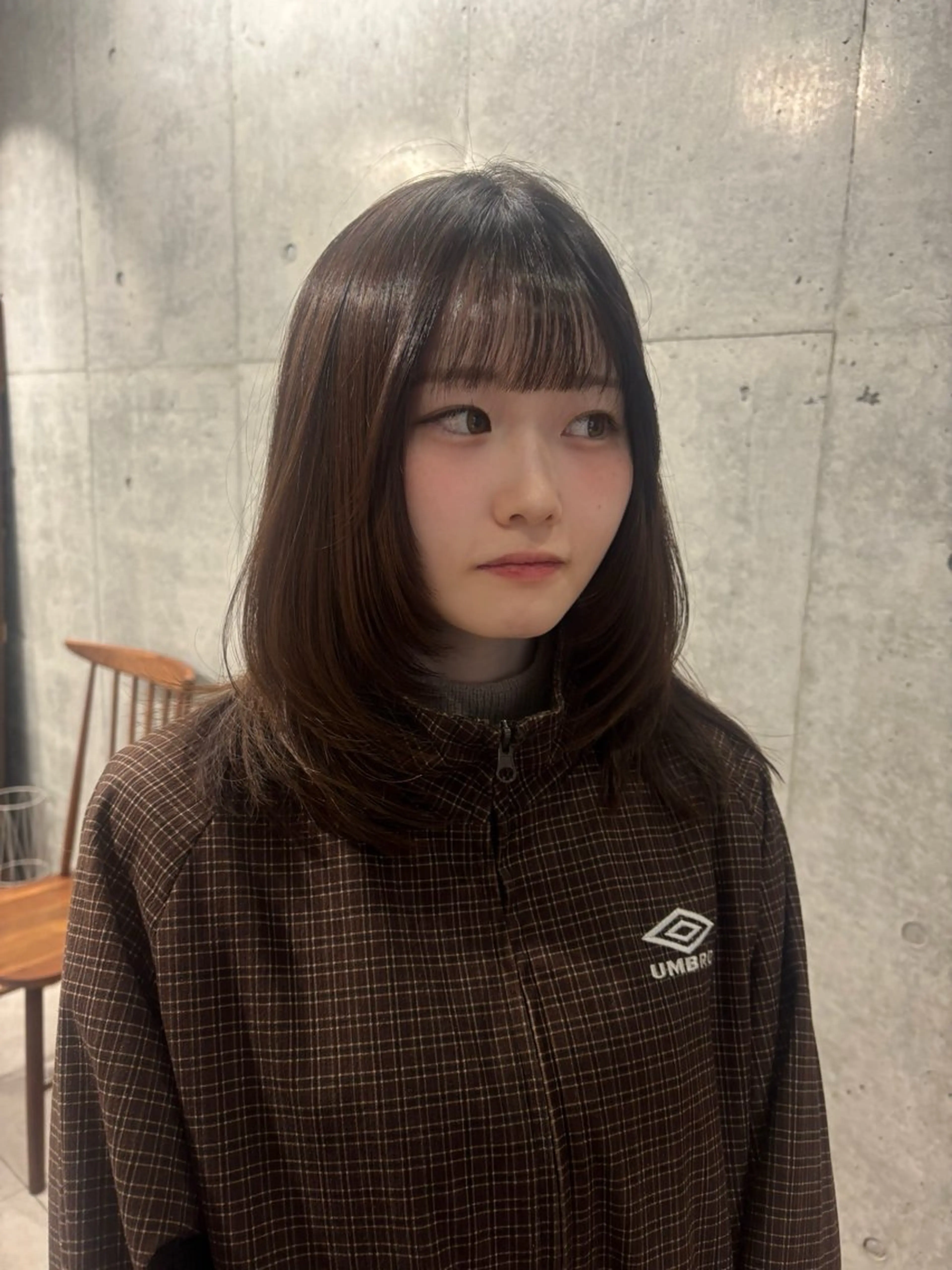 ミディアム カット トリートメント りお/艶カラ ー/レイヤーカットのヘアスタイル