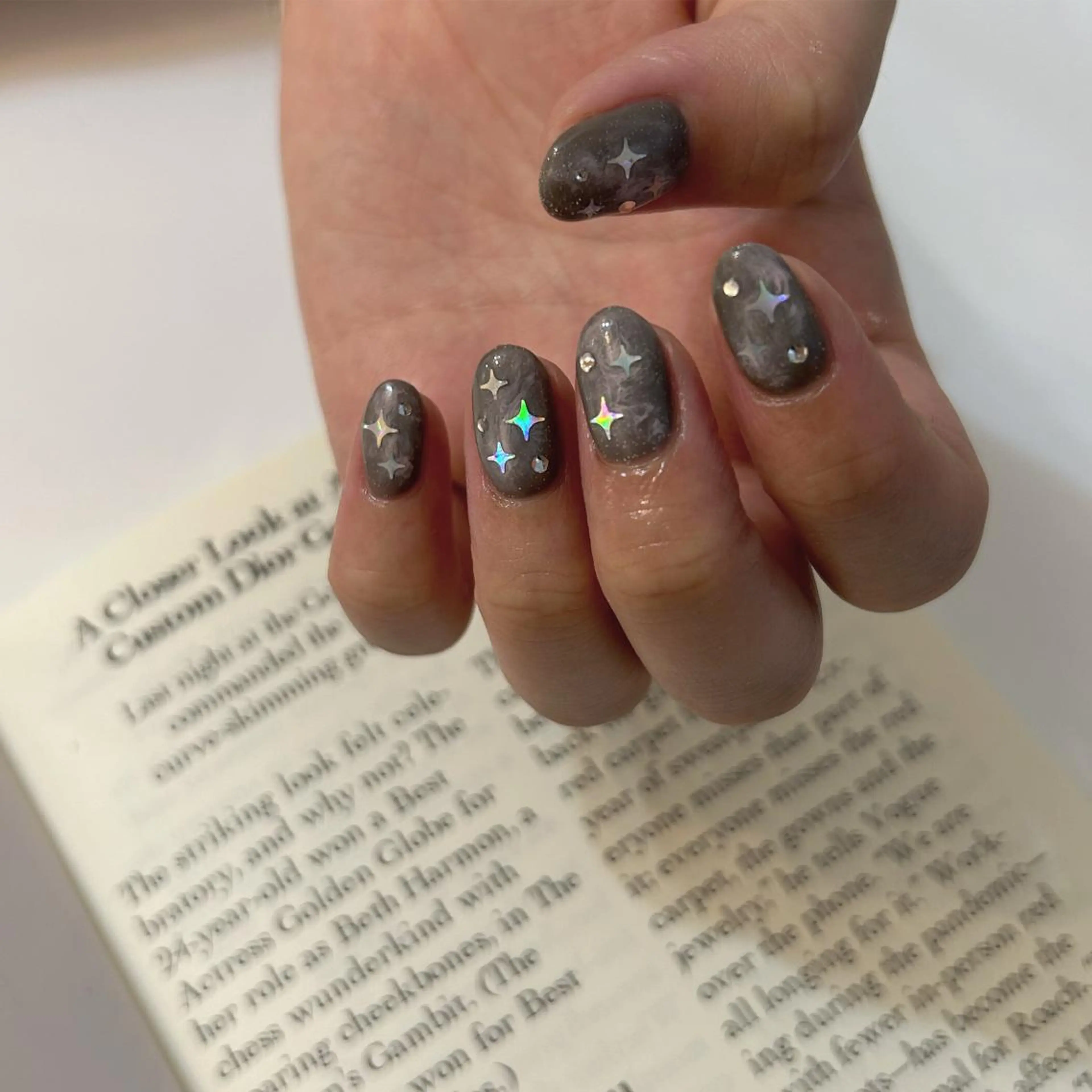 ネイル ハンドネイル ViViA momokaのネイルデザイン