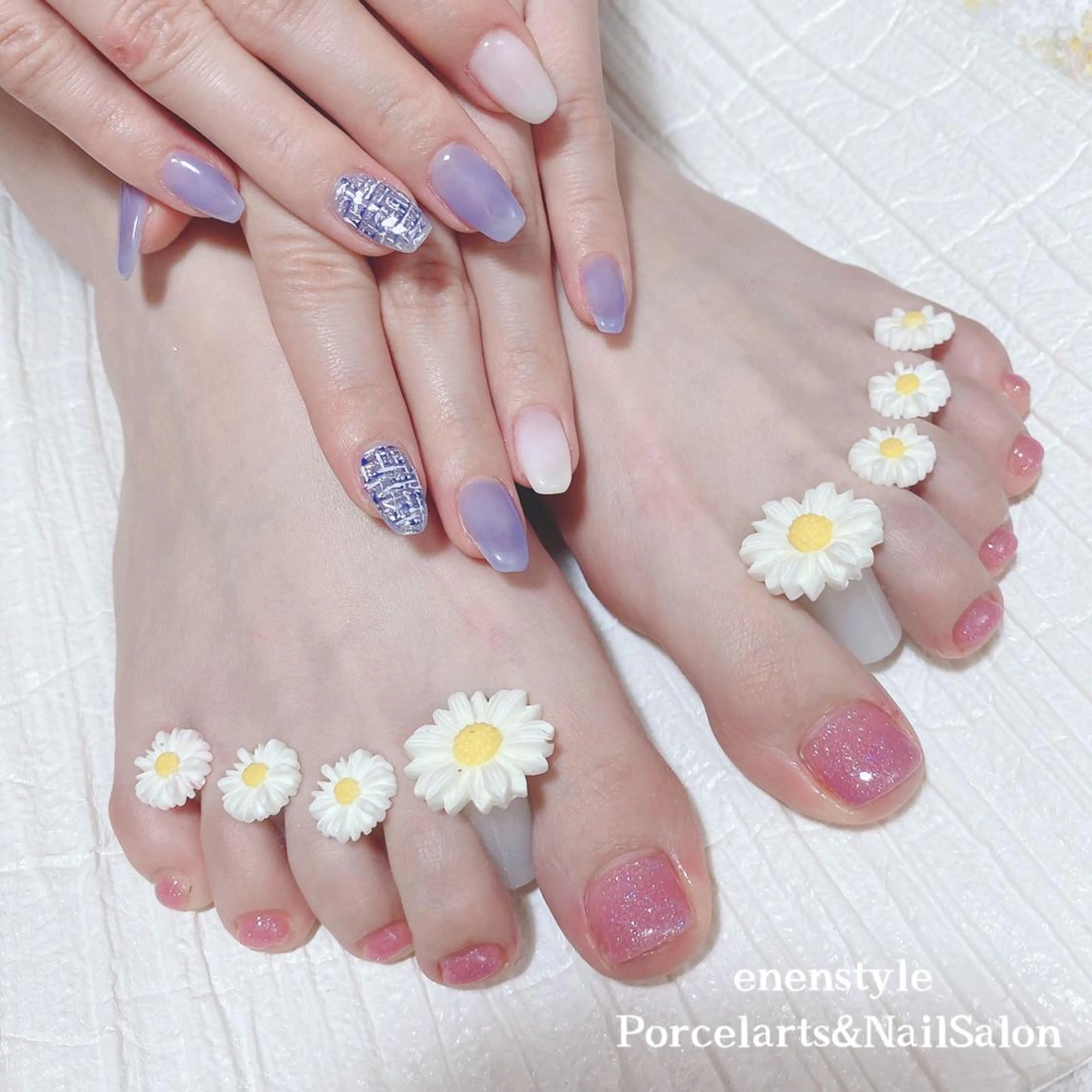 ミディアム ネイル 👑enen style👑のネイルデザイン