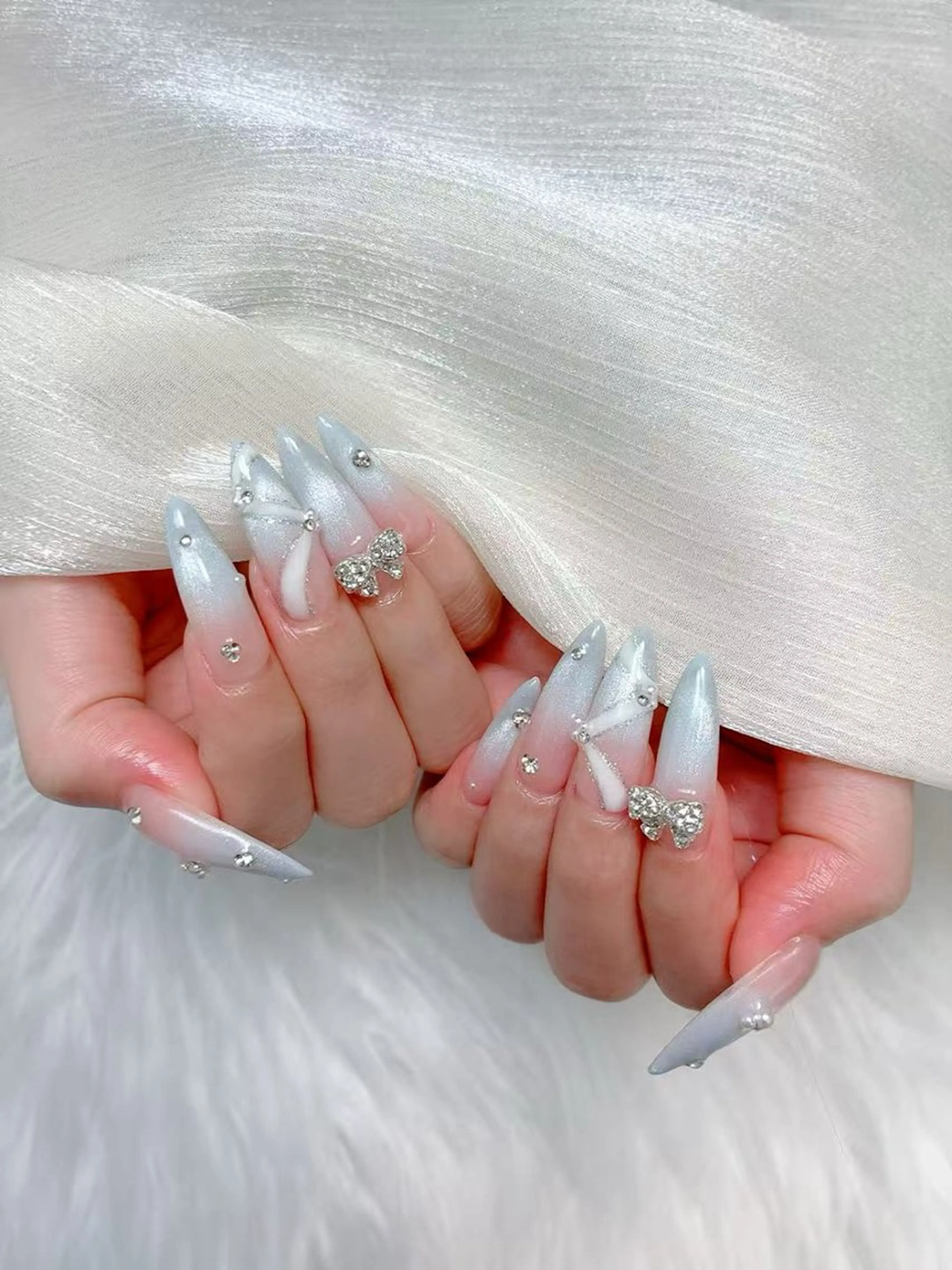 ネイル アニマル柄 チークネイル フラッシュネイル フットネイル フレンチネイル ハンドネイル B·U Nail大宮 長さだし専門店のネイルデザイン