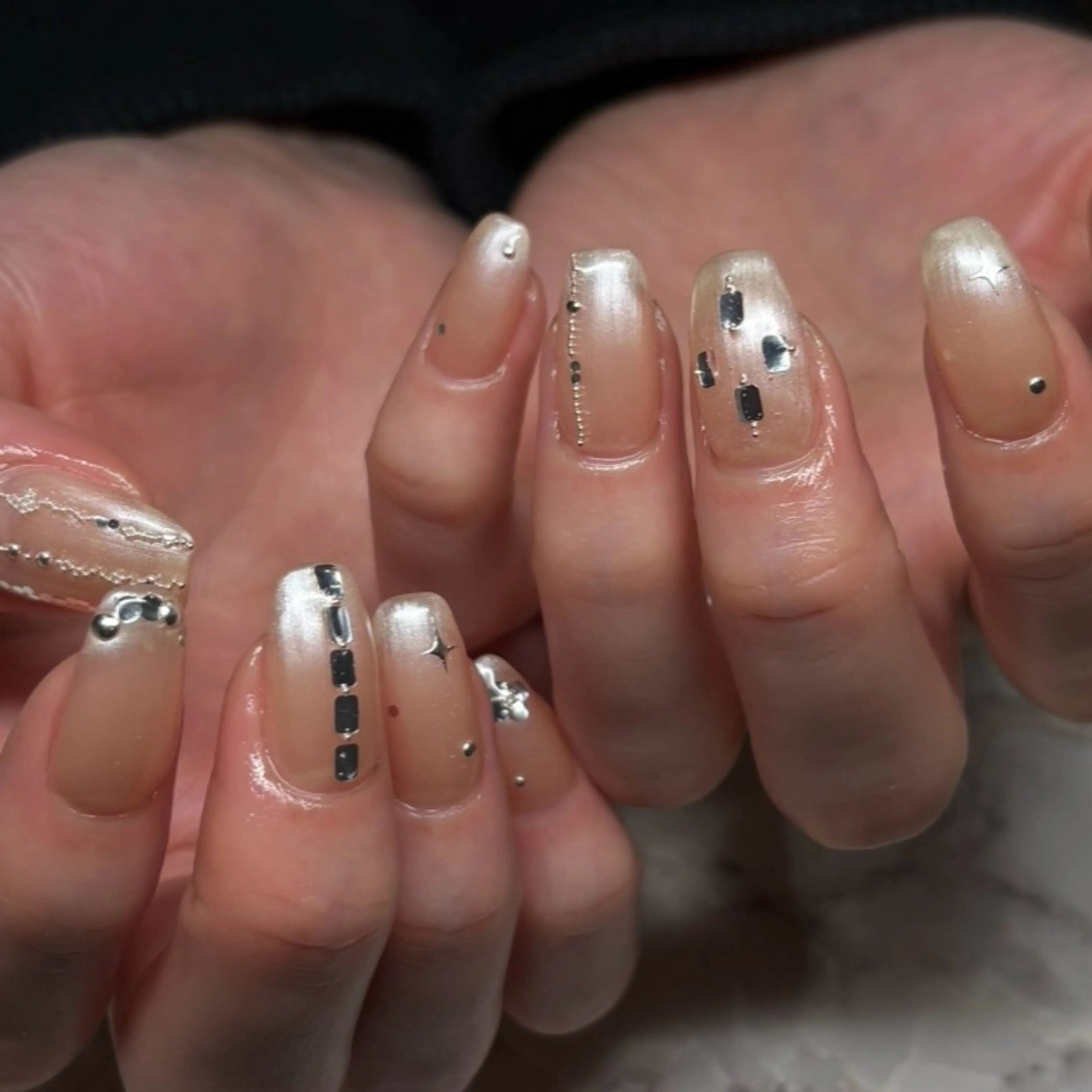 ネイル アートネイル 🦋hana / nail / AOのネイルデザイン