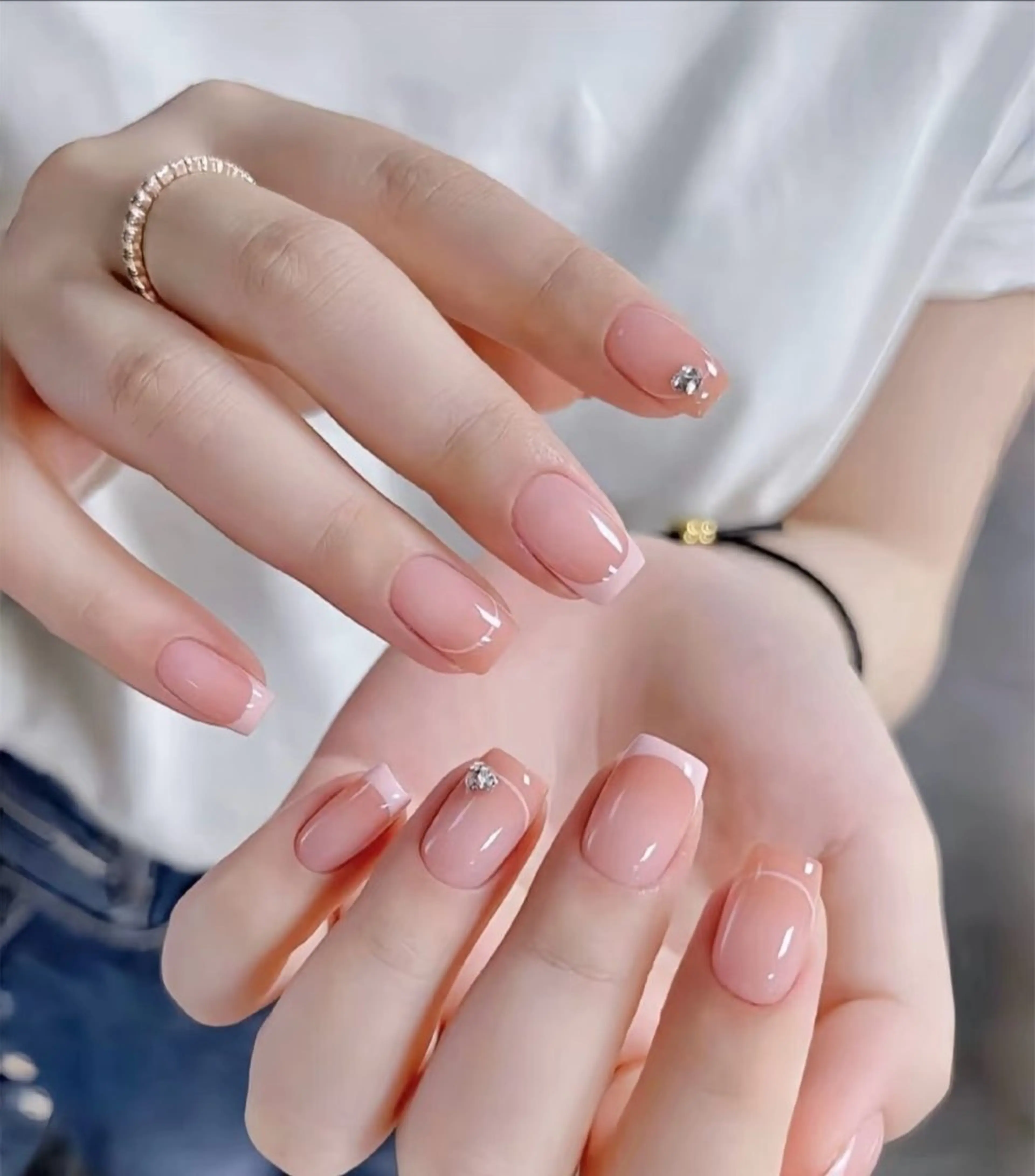 ネイル 高木 維麗絲のネイルデザイン