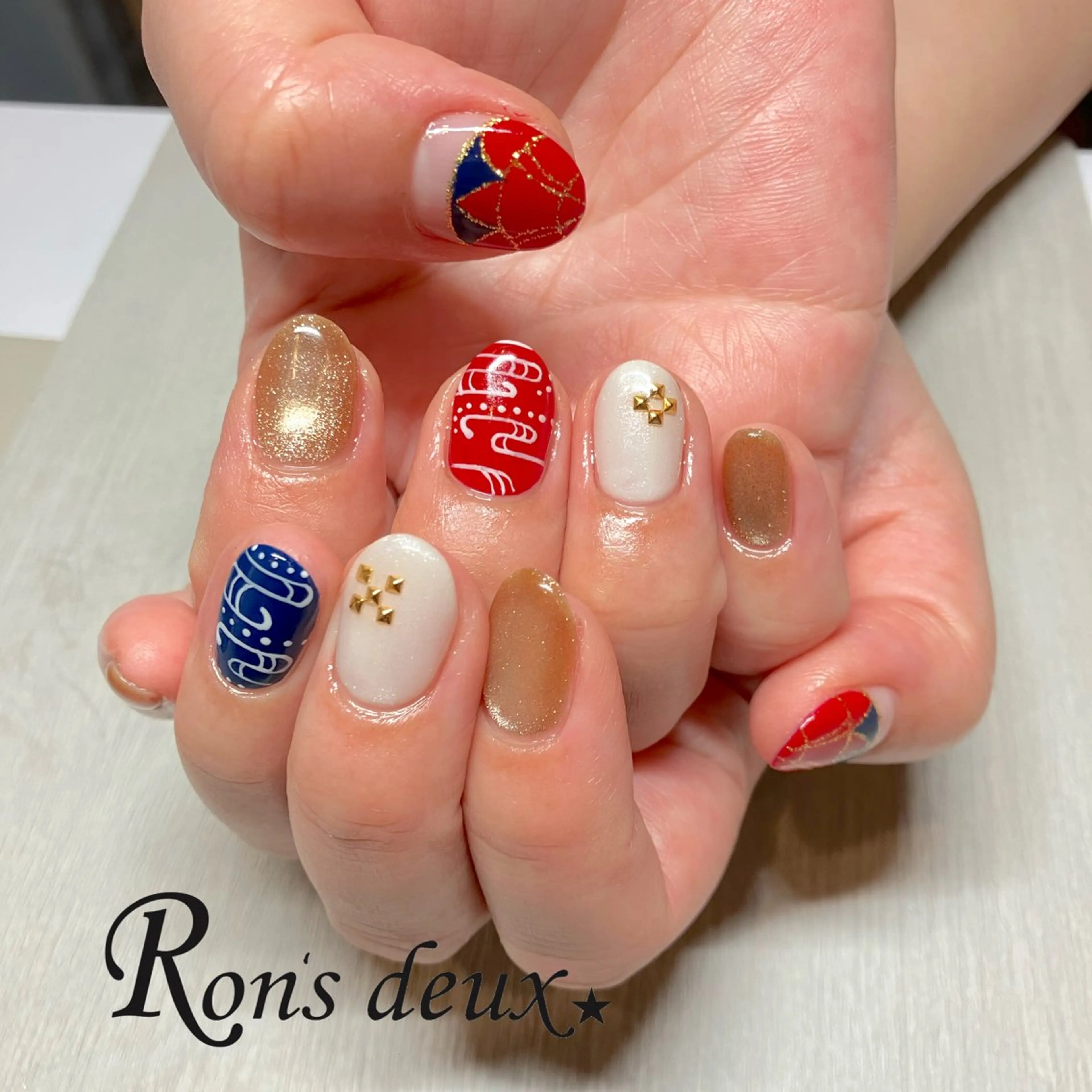 ネイル Ron's deux ふじまきのネイルデザイン