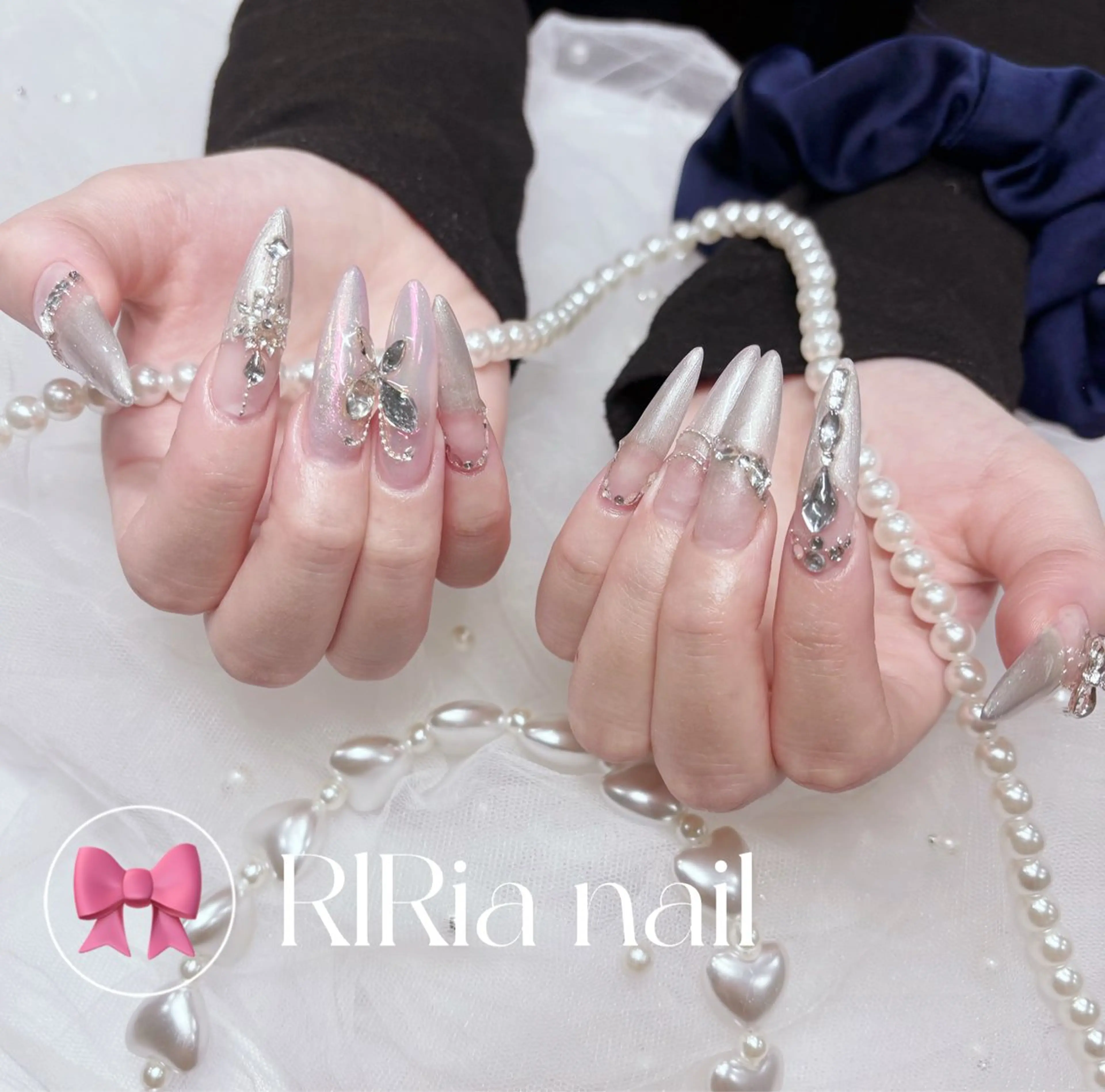 ネイル ラメ(グリッター) シルバー ハンドネイル 🎀RIRia nail🎀のネイルデザイン