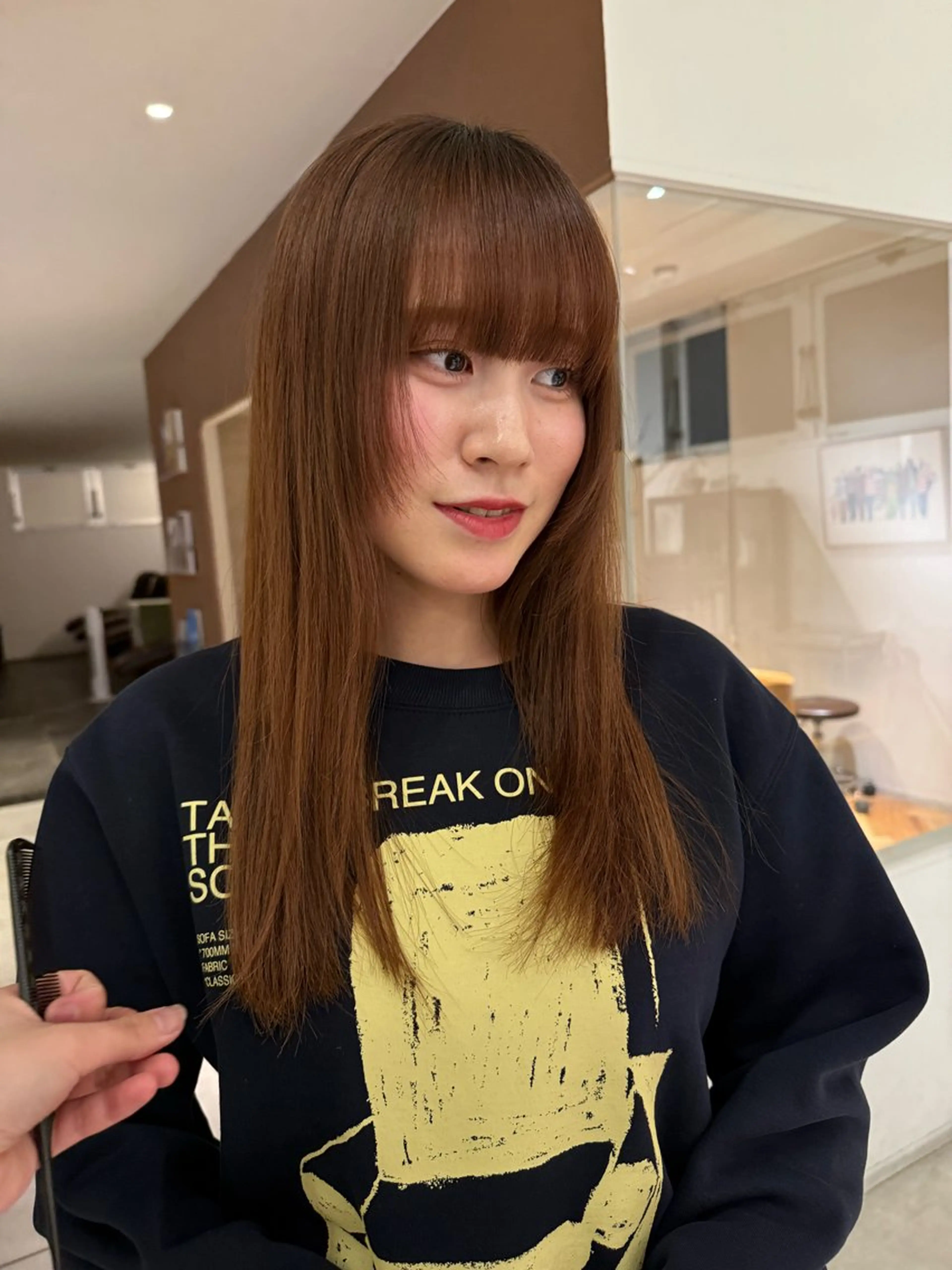 ロング 南部 綾音のヘアスタイル