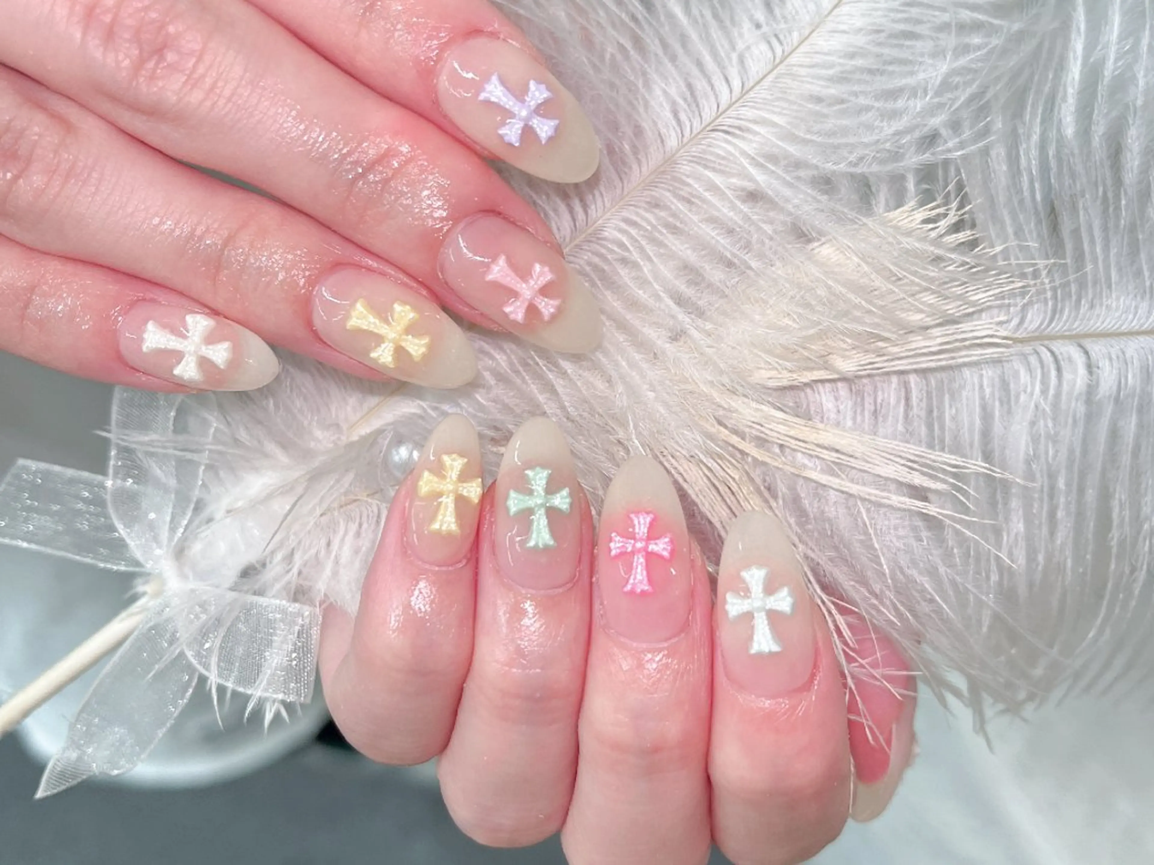 ネイル ハンドネイル グロー ネイルのネイルデザイン