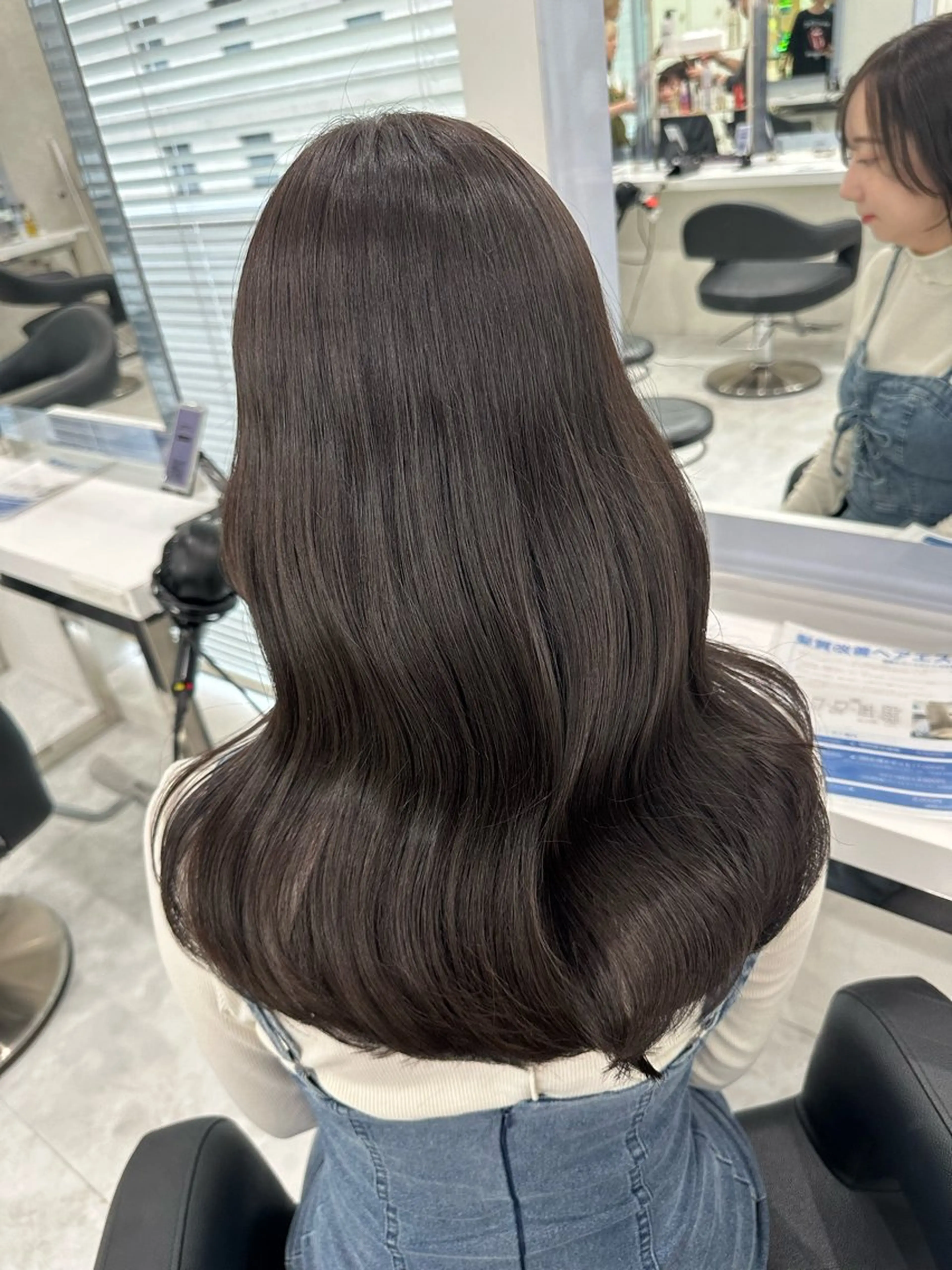 ロング アッシュ チョコレートブラウン 韓国風カラー ピンクブラウン 髪質改善 ヘアカラー トリートメント 🤎MISAKI 艶髪カラー🤎のヘアスタイル