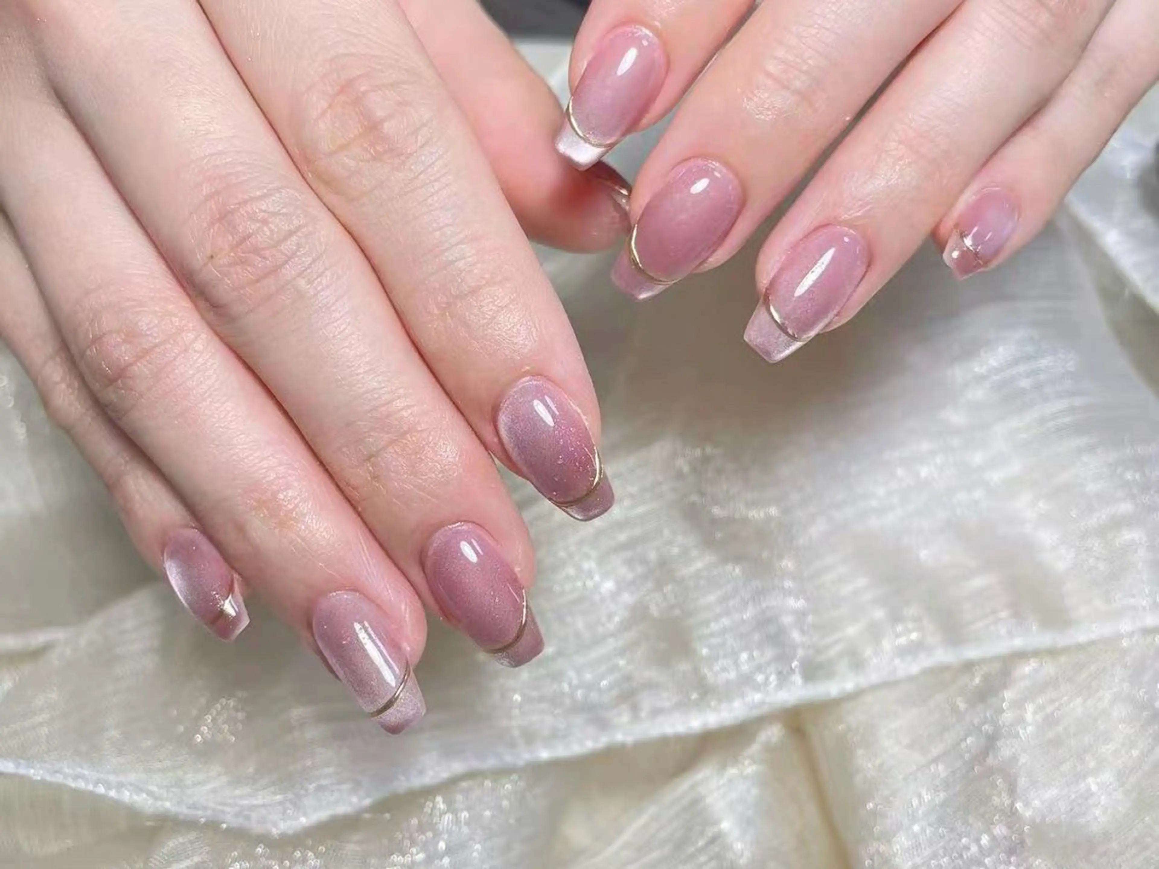 ネイル フレンチネイル ジェルネイル ガラスフレンチ 韓国ネイル マグネットネイル ハンドネイル Nail Jolie所属・Nail Jolieのネイルデザイン