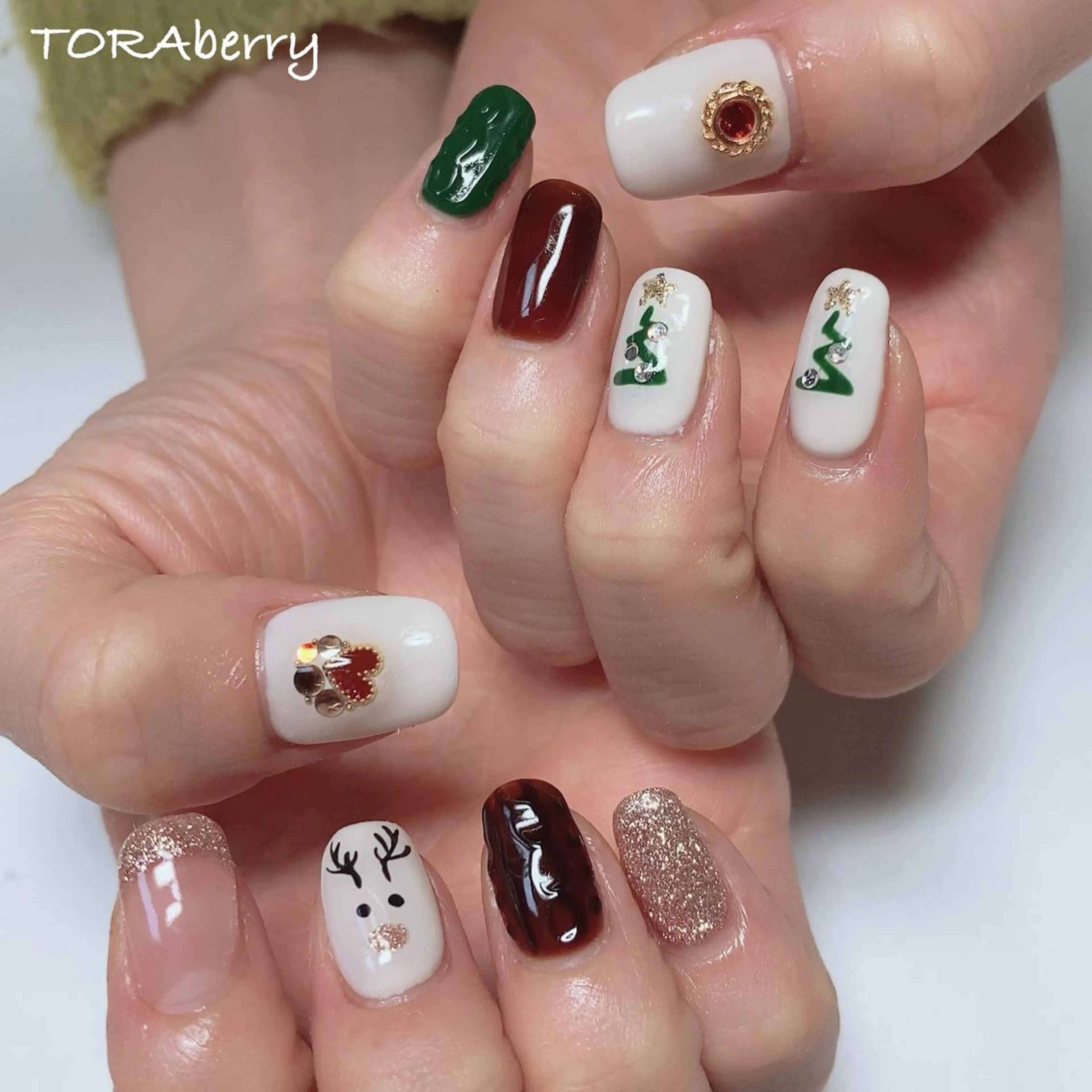 ネイル ハンドネイル ネイリスト なつみのネイルデザイン