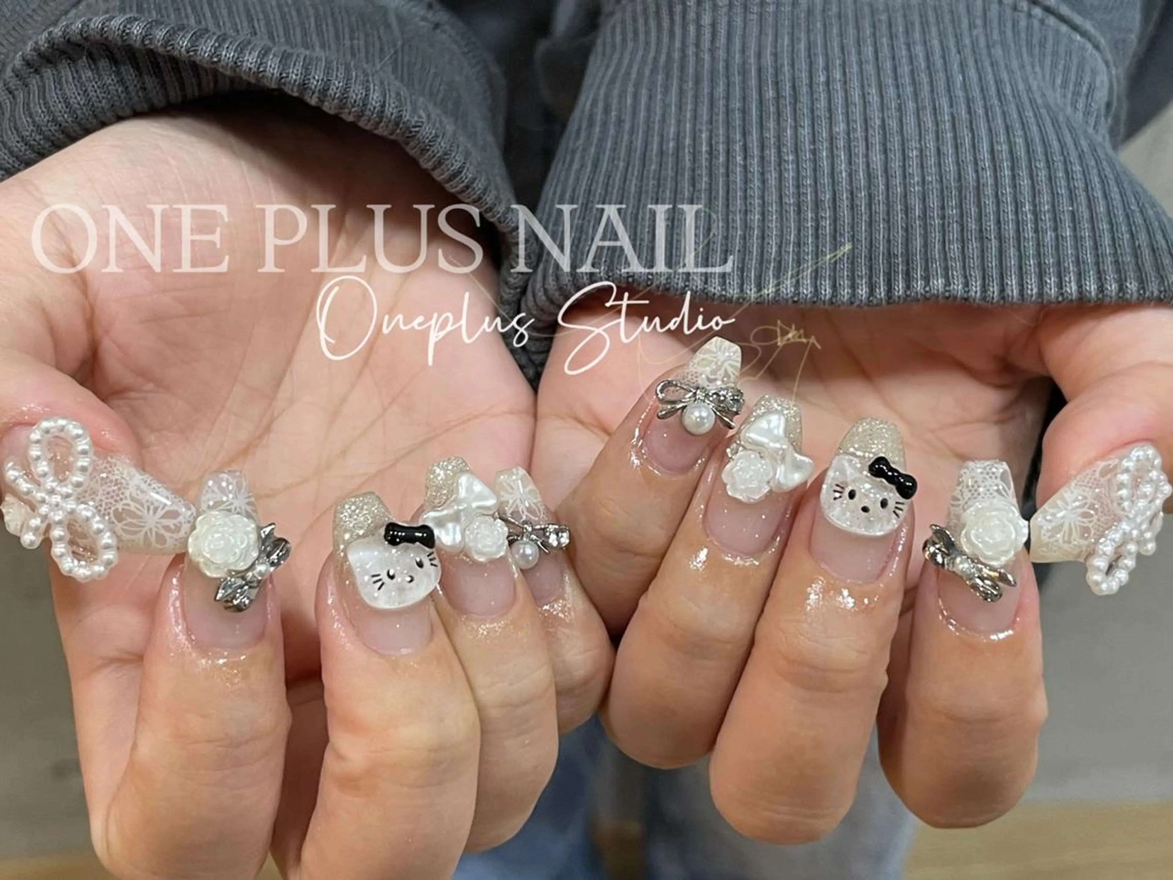 ネイル アートネイル オーロラネイル ガーリー キラキラネイル 韓国ネイル One plus StudioNailのネイルデザイン